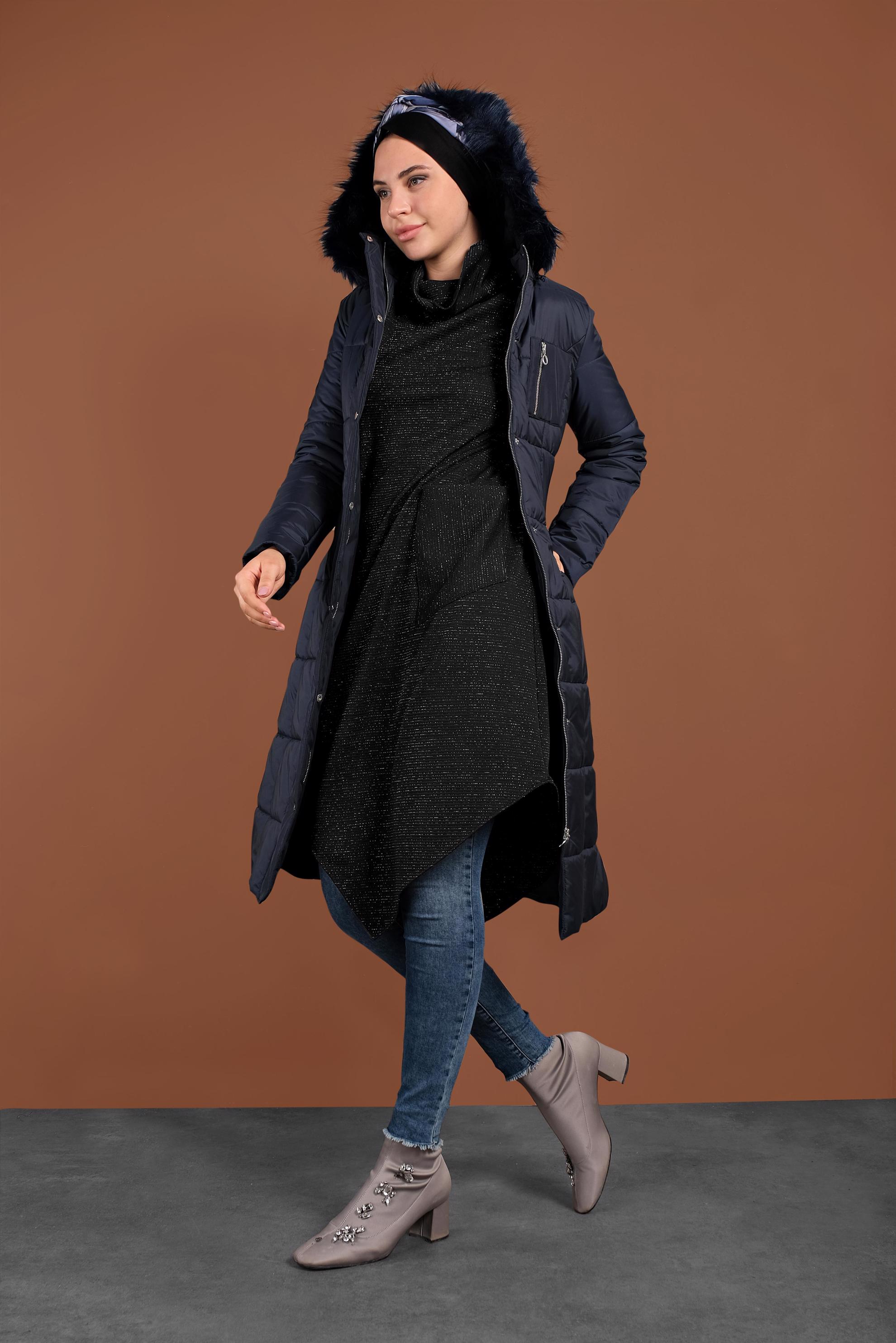 Tesettür giyim SİYAH ASİMETRİK KESİM SİMLİ TUNİK 40413 