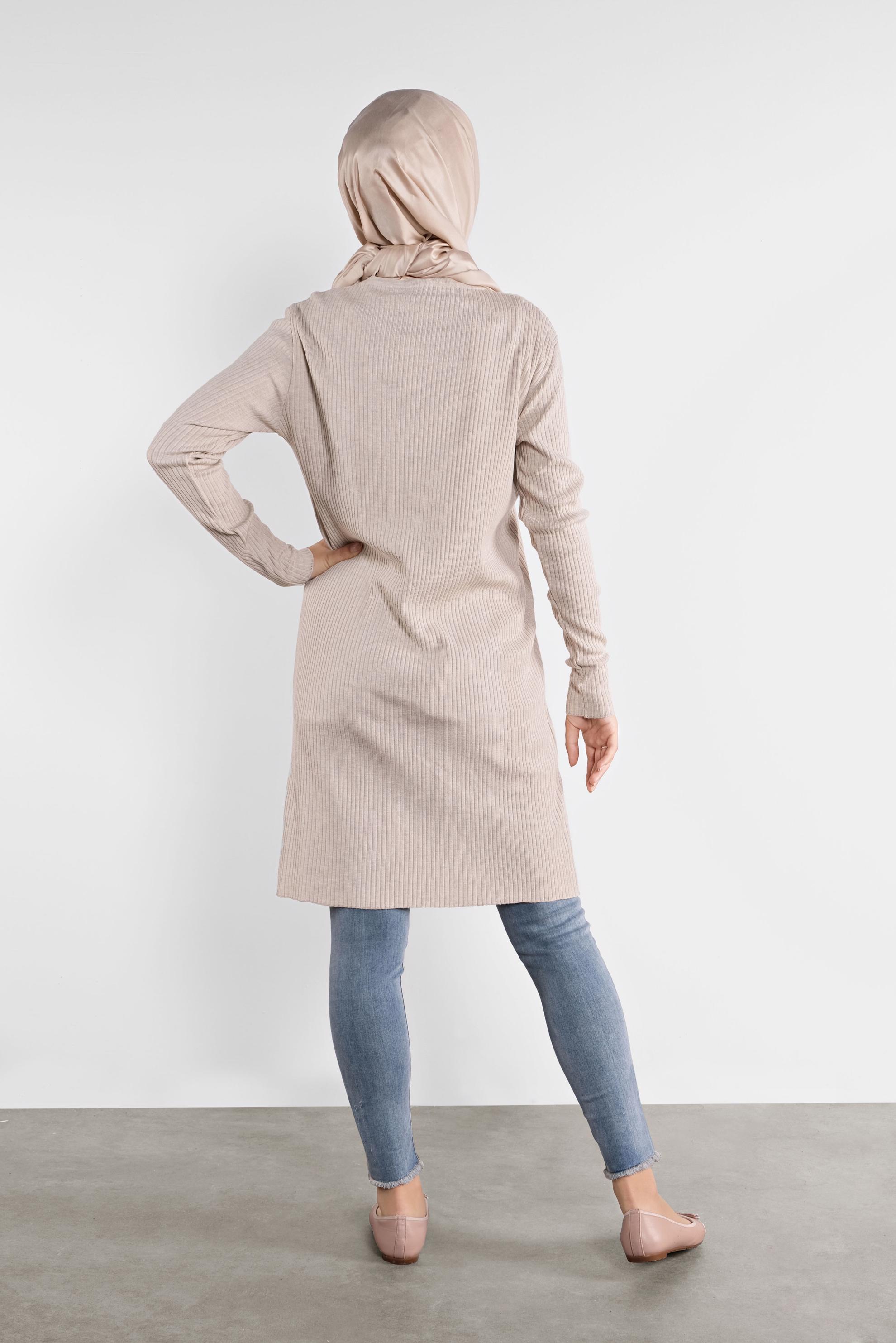 Tesettür giyim BEJ DÜĞMELİ FİTİLLİ TRİKO TUNİK  41001