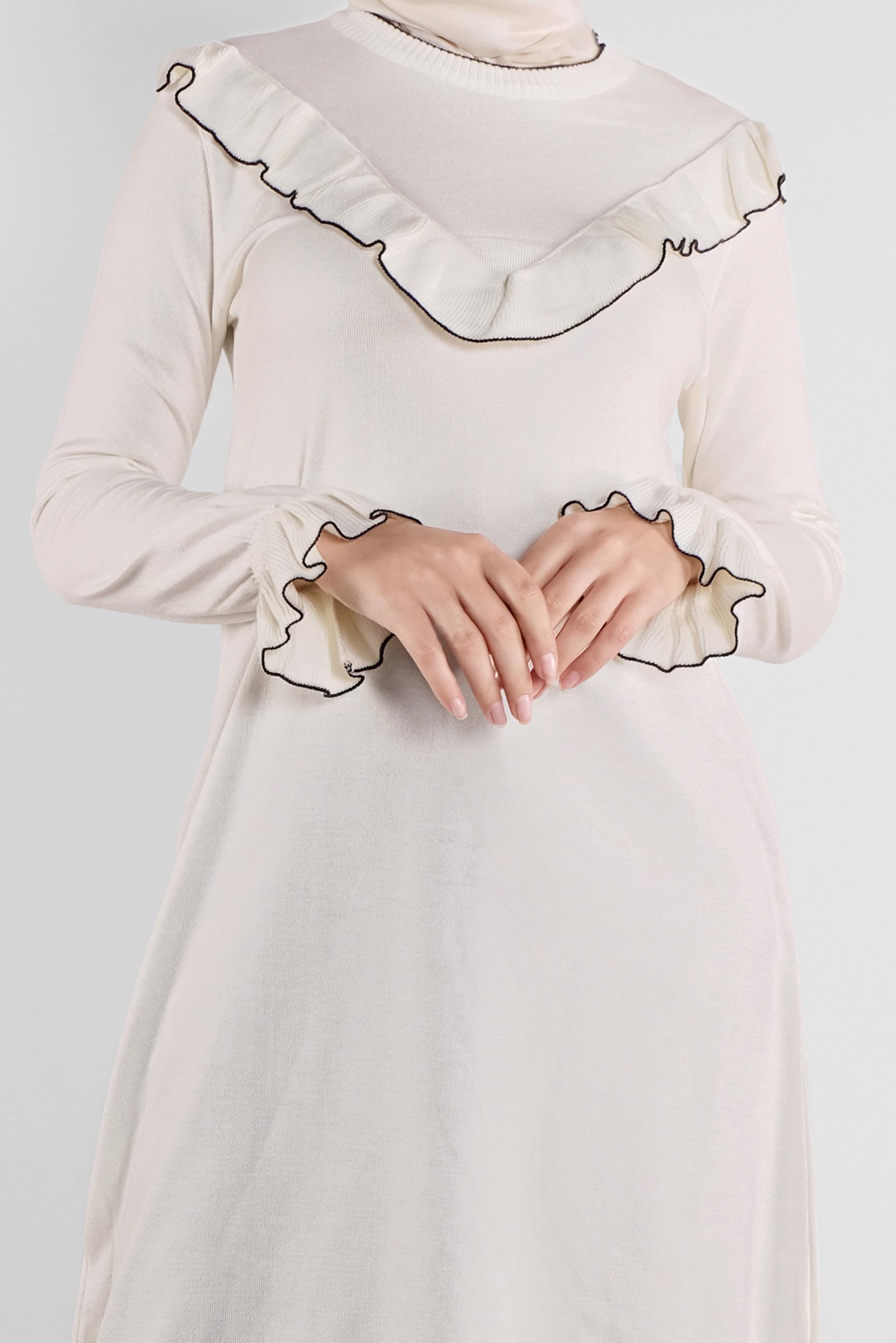 Tesettür giyim BEYAZ  FIRFIRLI TRİKO TUNİK 41002