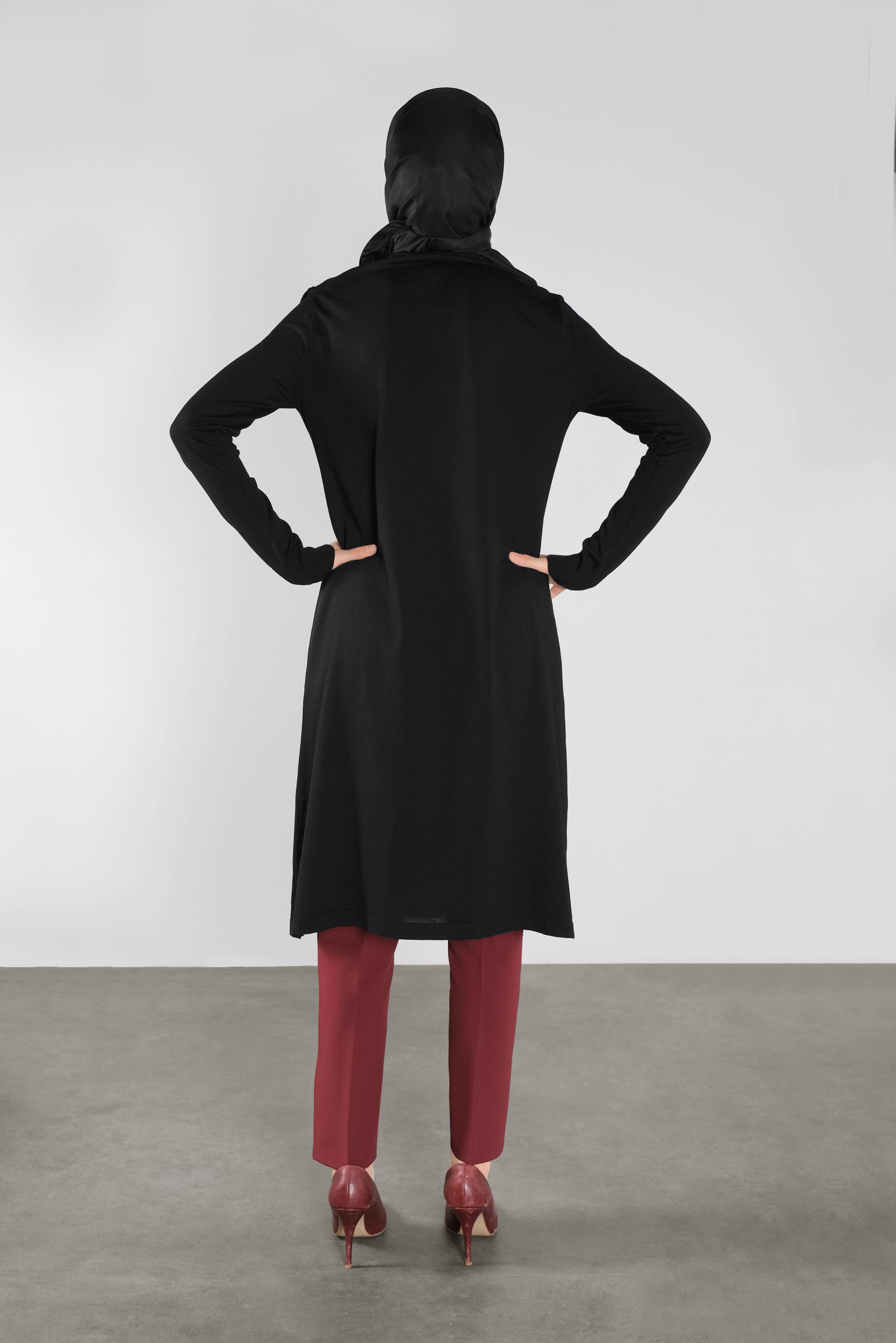 Tesettür giyim SİYAH ROBA FİTİLLİ TRİKO TUNİK 41004 