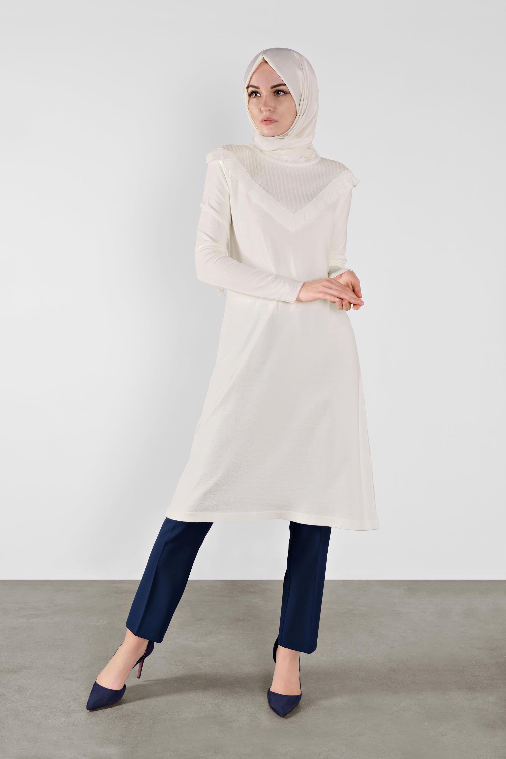 Tesettür giyim BEYAZ ROBA FİTİLLİ TRİKO TUNİK 41004 