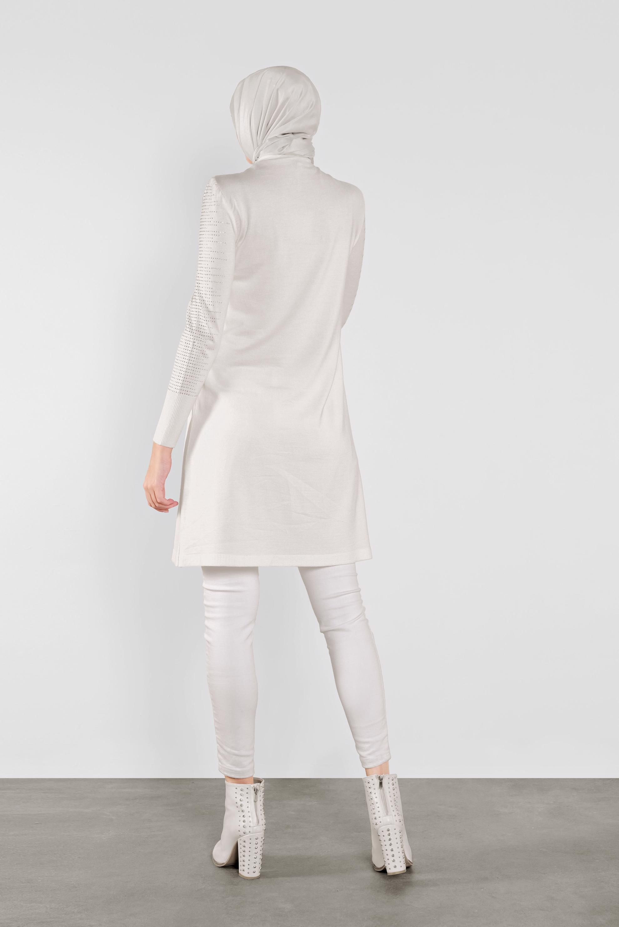 Tesettür giyim BEYAZ KOLLARI TAŞ BASKILI TRİKO TUNİK 41009 