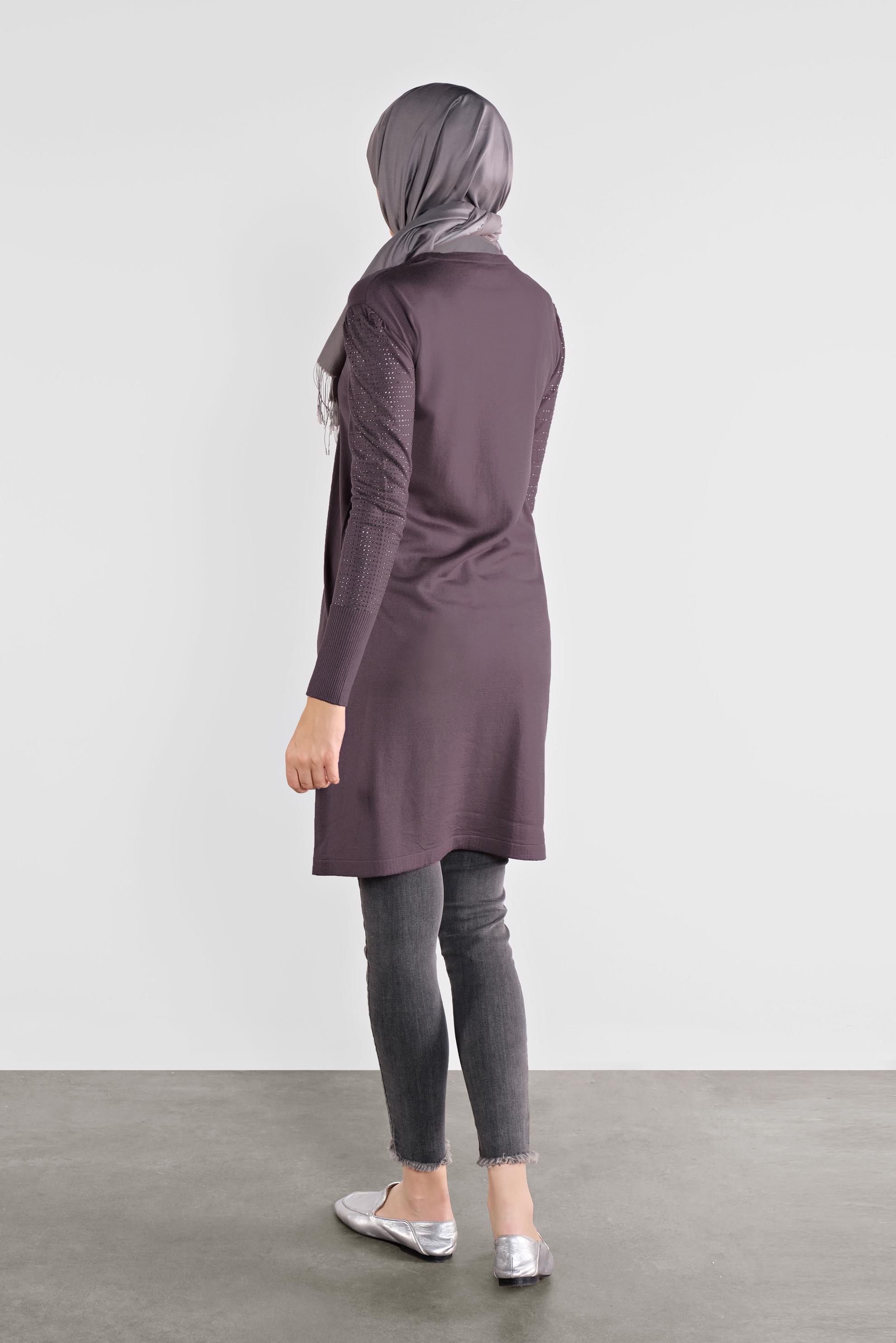 Tesettür giyim MOR KOLLARI TAŞ BASKILI TRİKO TUNİK 41009 