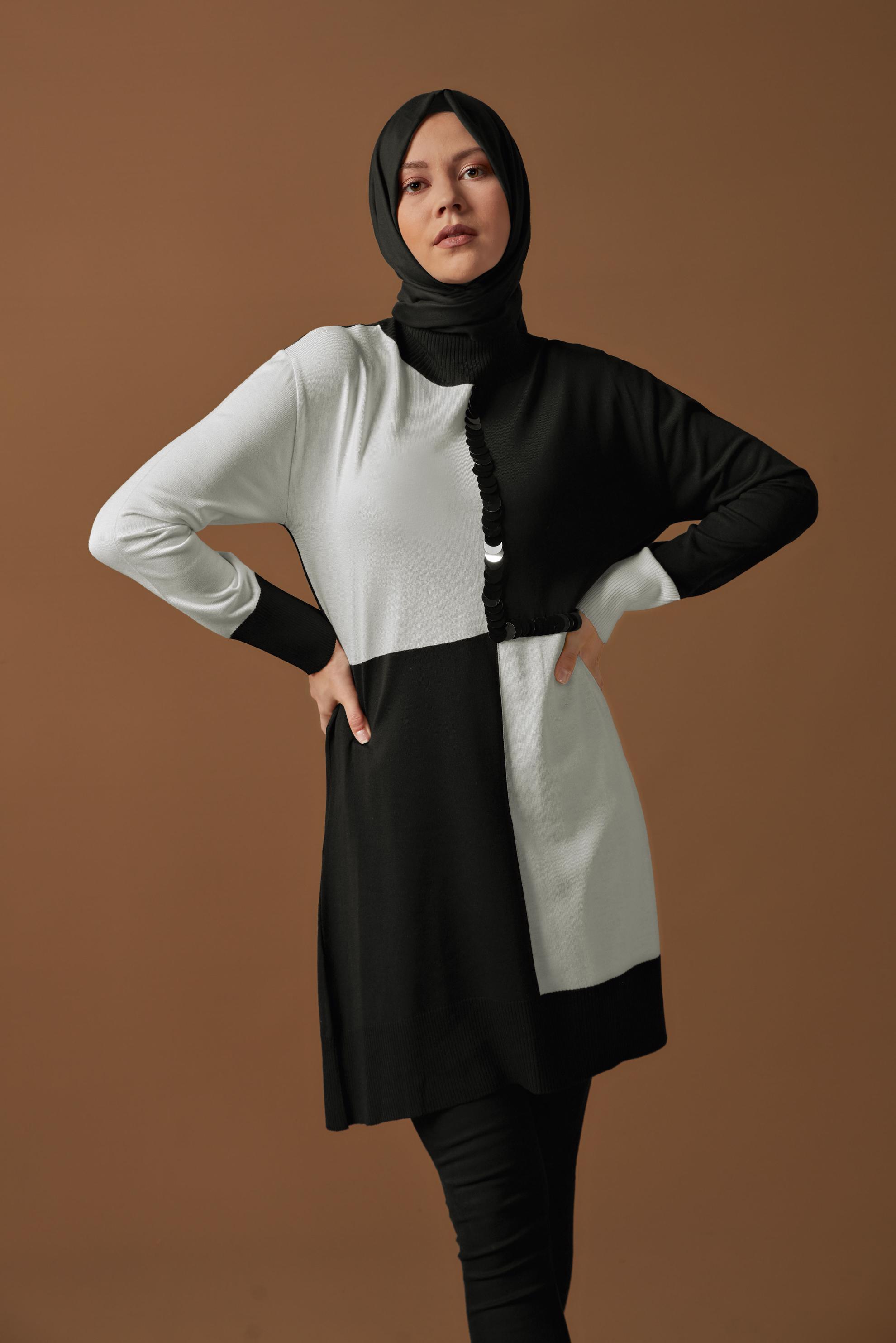 Tesettür giyim SİYAH PUL DETAYLI İKİ RENKLİ TRİKO TUNİK 41012