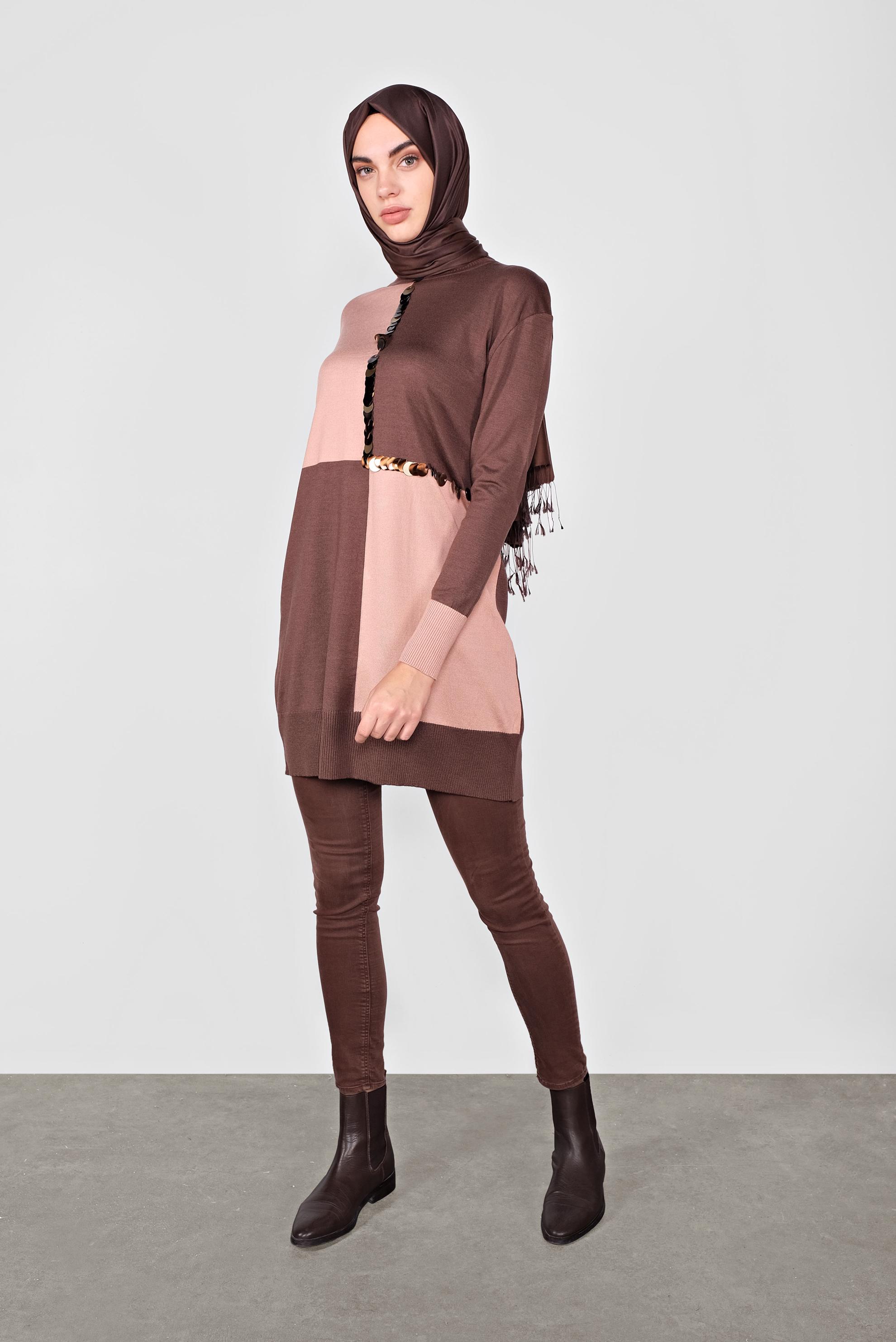 Tesettür giyim KAHVE PUL DETAYLI İKİ RENKLİ TRİKO TUNİK 41012