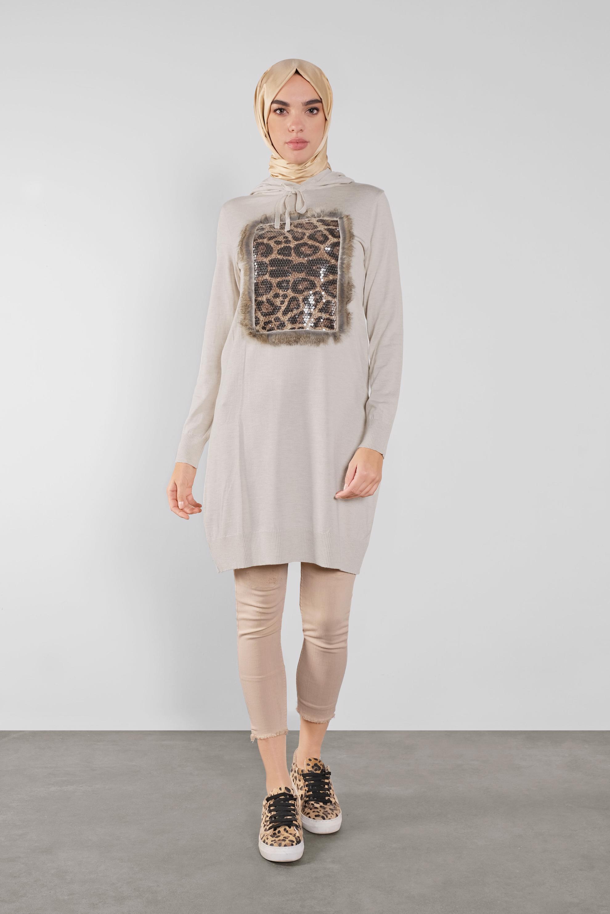 Tesettür giyim BEJ KAPÜŞONLU TRİKO TUNİK 41014