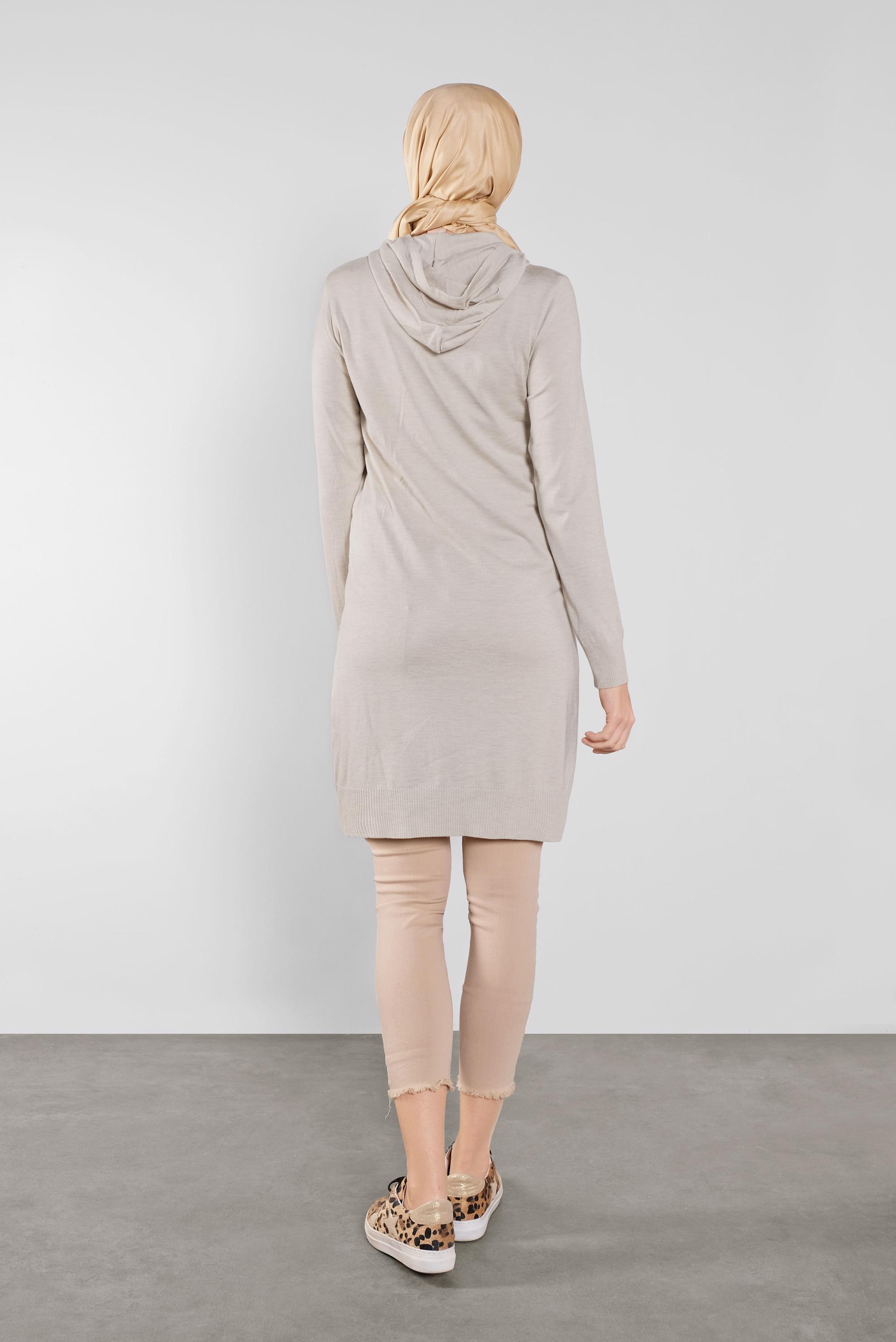 Tesettür giyim BEJ KAPÜŞONLU TRİKO TUNİK 41014