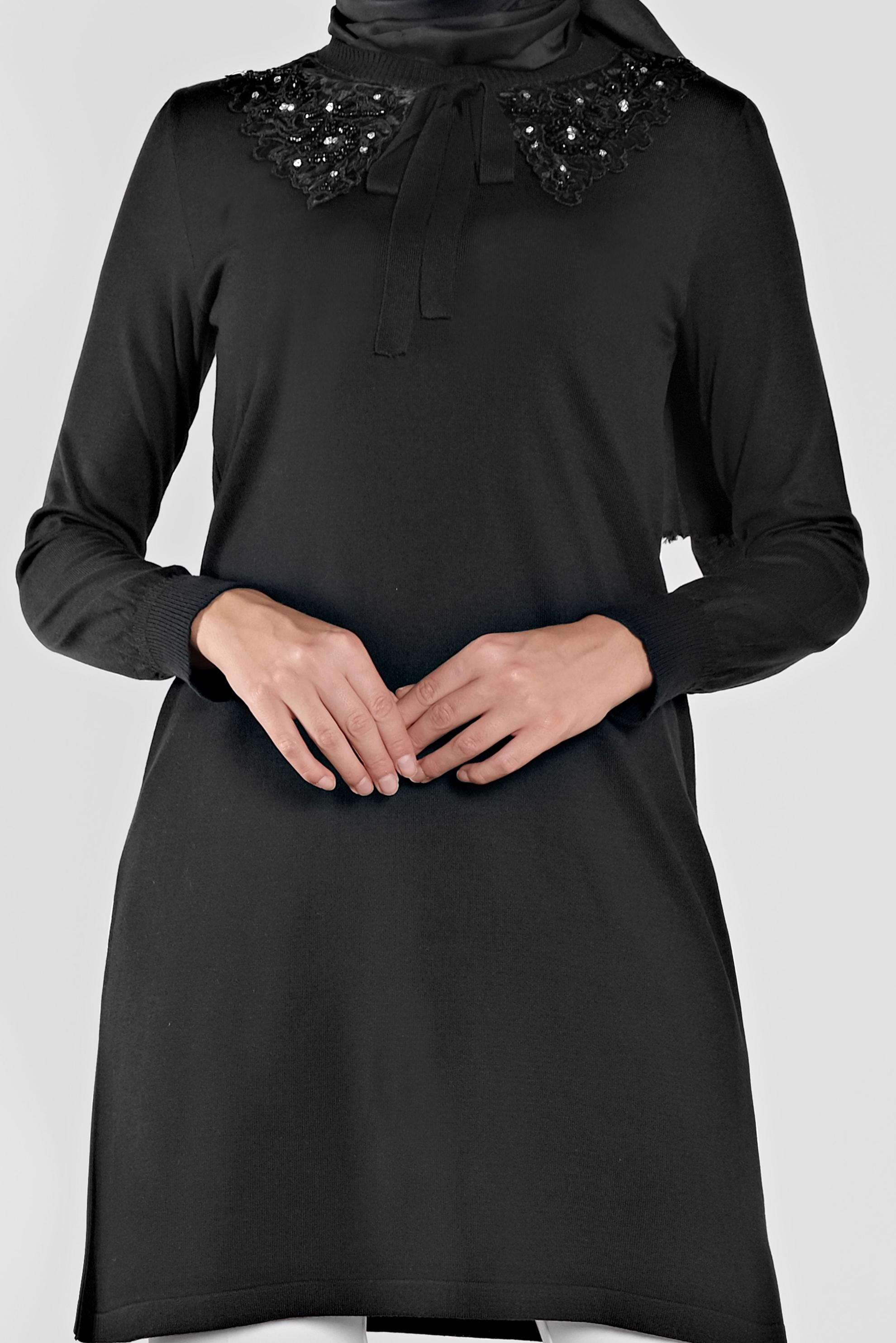Tesettür giyim SİYAH YAKASI BAĞLI TRİKO TUNİK 41015 