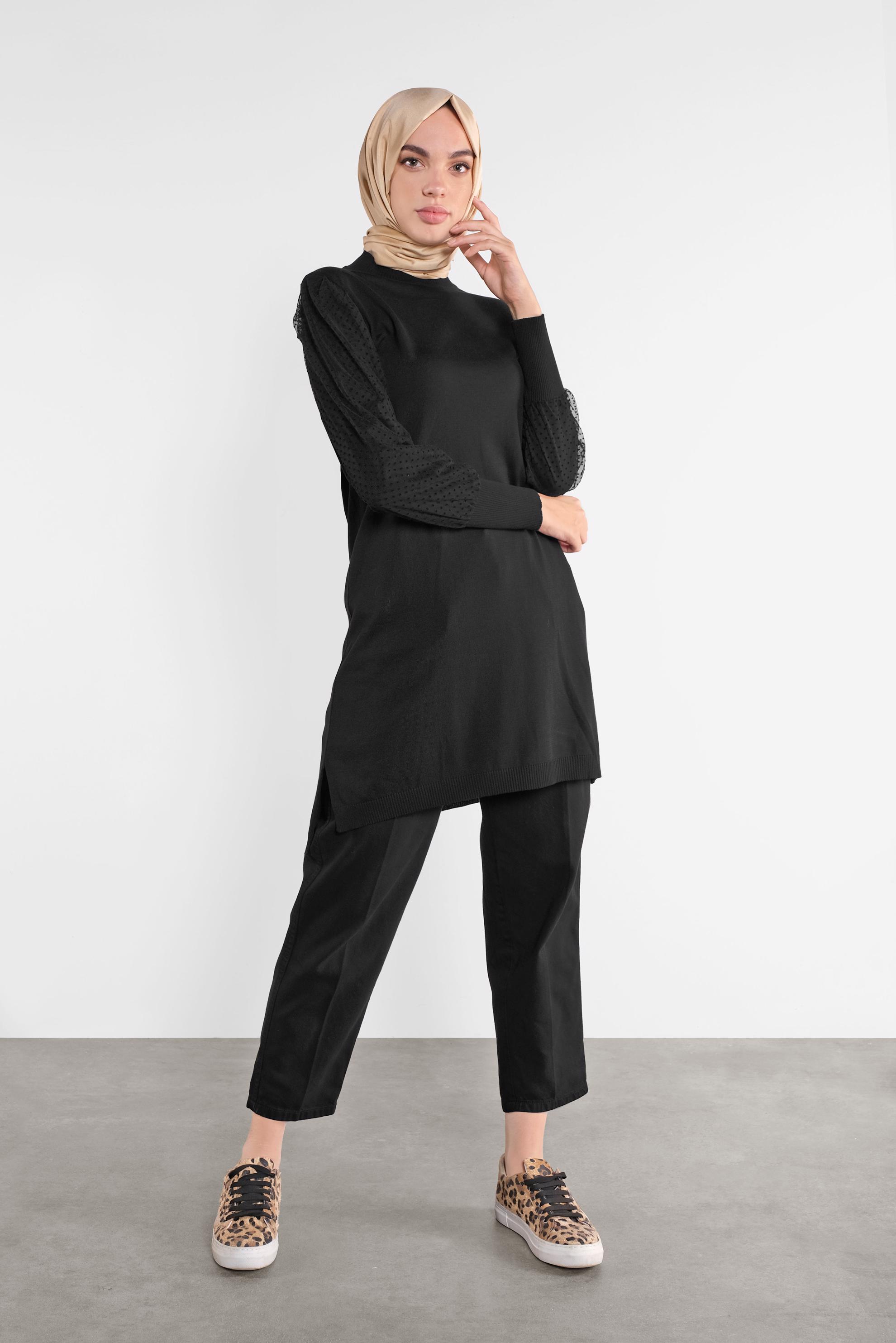 Tesettür giyim SİYAH PUANTİYE TÜL DETAYLI TRİKO TUNİK 41017