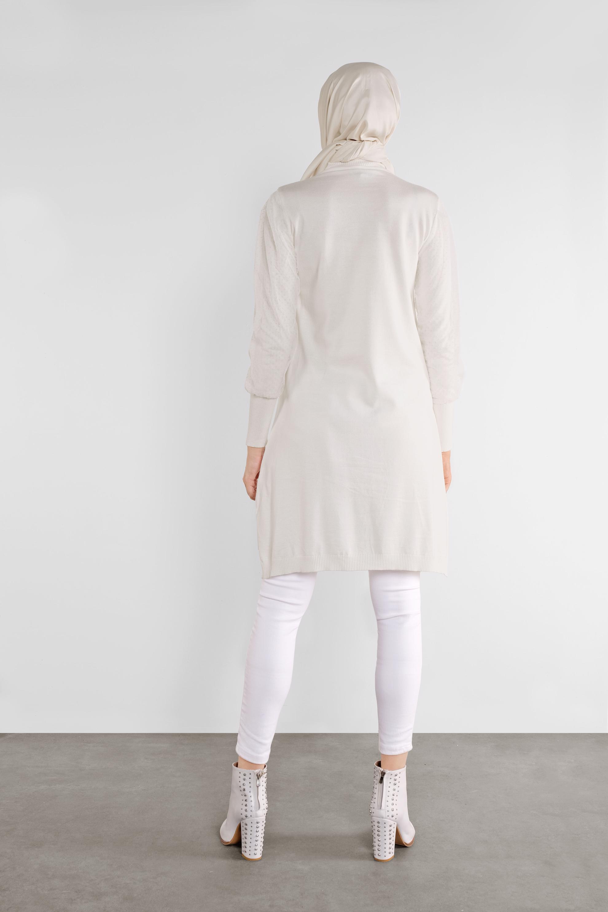 Tesettür giyim BEYAZ PUANTİYE TÜL DETAYLI TRİKO TUNİK 41017