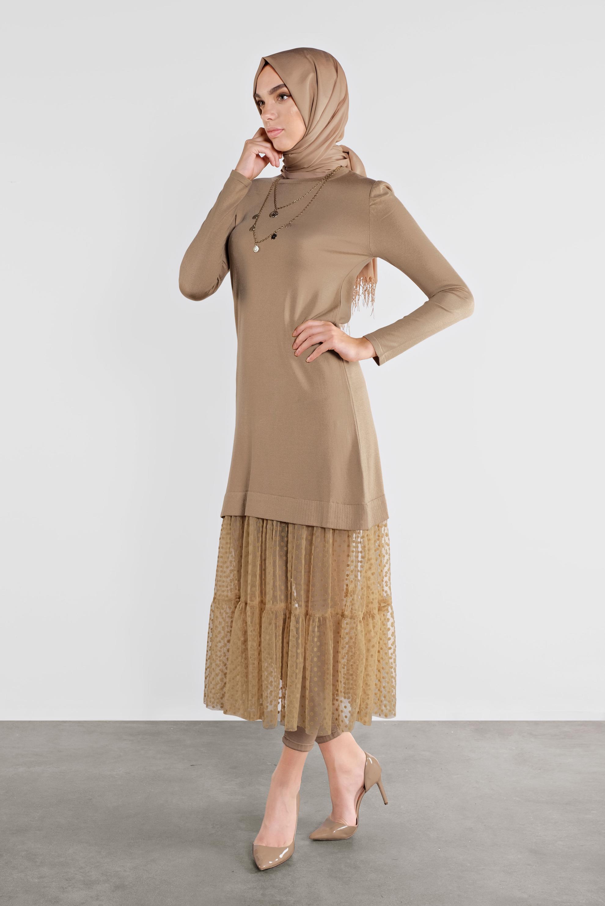 Tesettür giyim KAHVE PUANTİYE DESENLİ TÜL DETAYLI TRİKO TUNİK 41018 