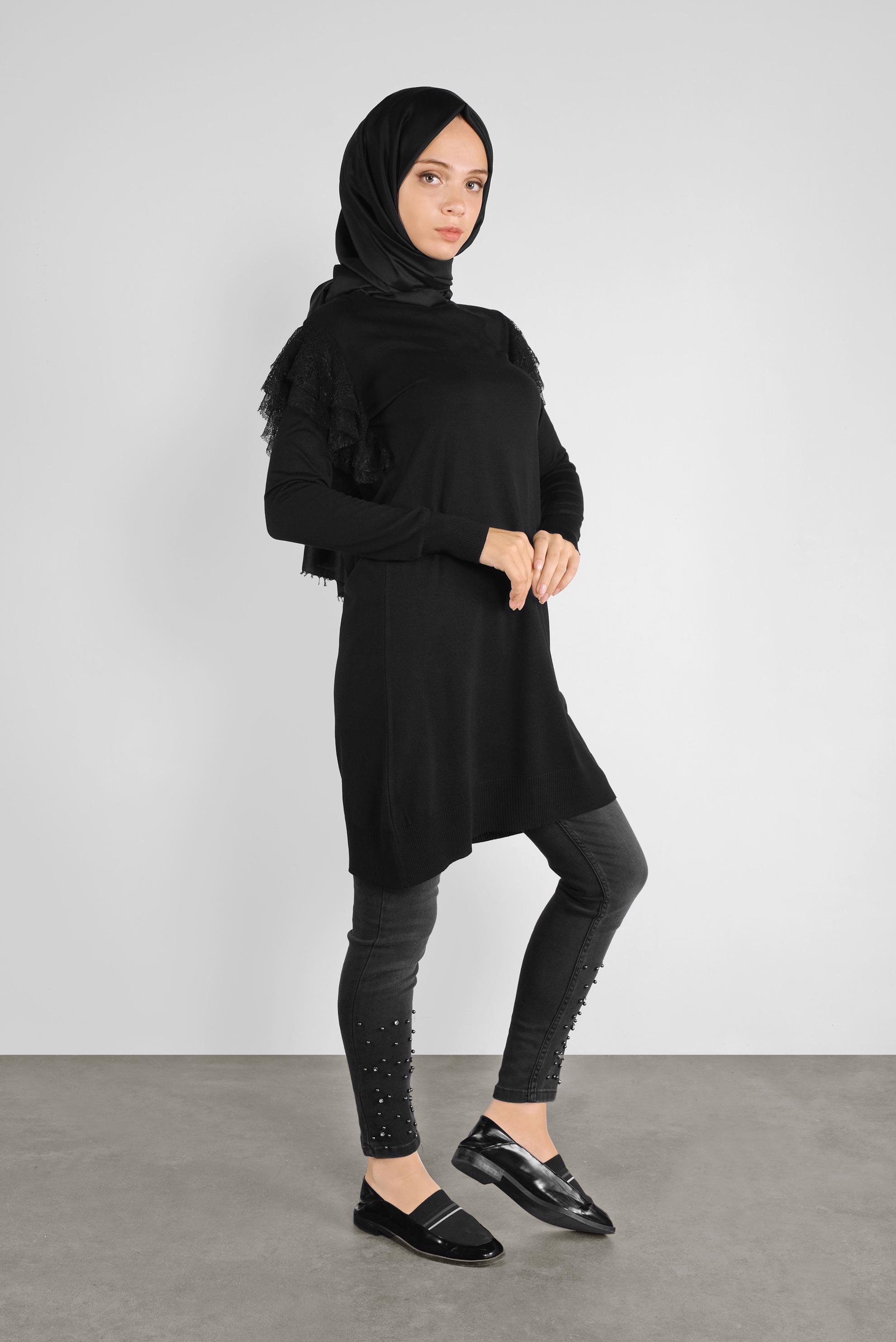 Tesettür giyim SİYAH DANTEL DETAYLI TRİKO TUNİK 41019
