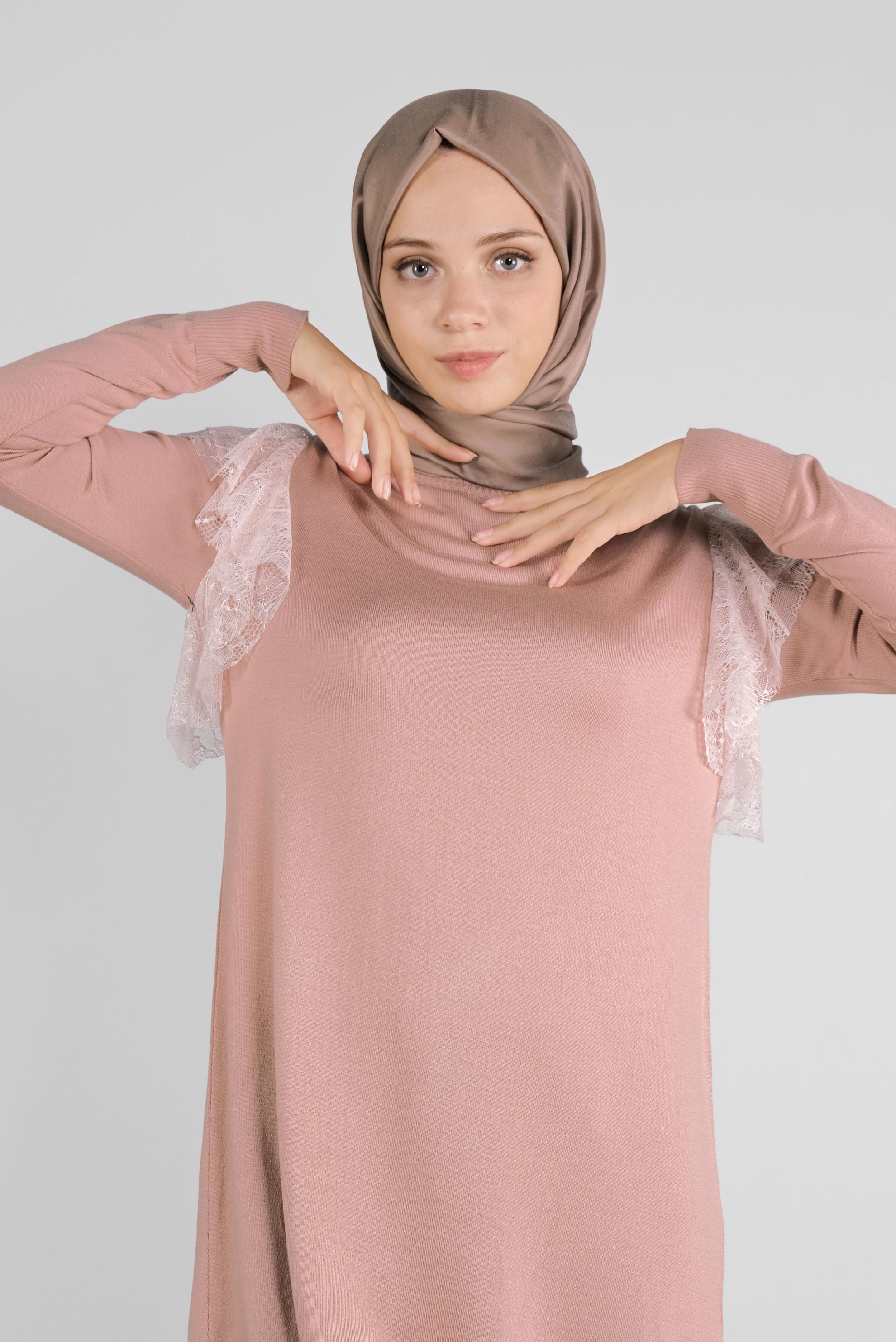 Tesettür giyim PUDRA DANTEL DETAYLI TRİKO TUNİK 41019