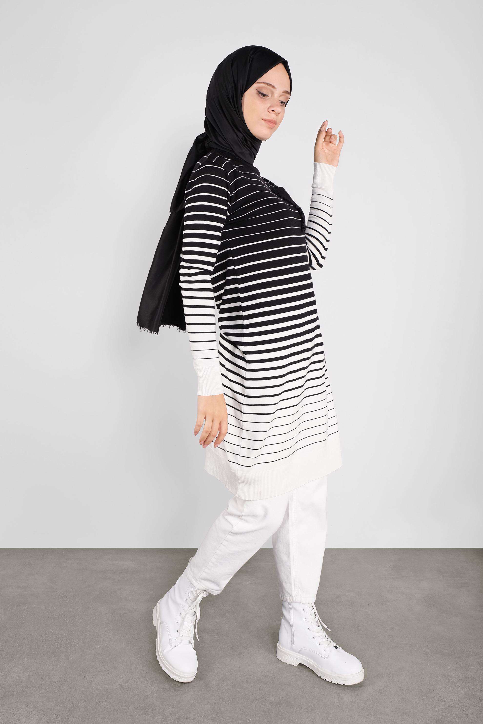 Tesettür giyim SİYAH ÇİZGİLİ TRİKO TUNİK 41055 
