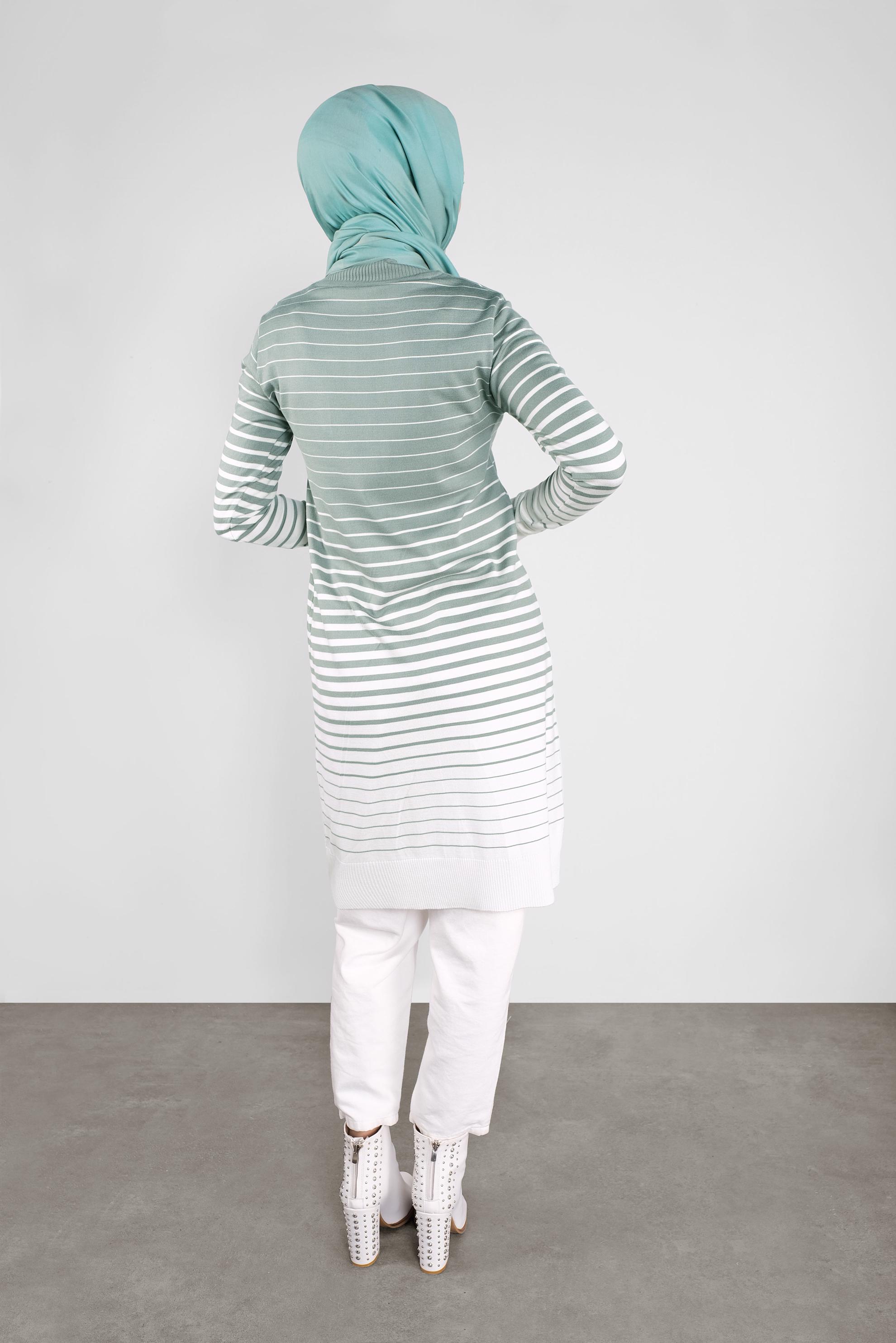 Tesettür giyim YEŞİL ÇİZGİLİ TRİKO TUNİK 41055 