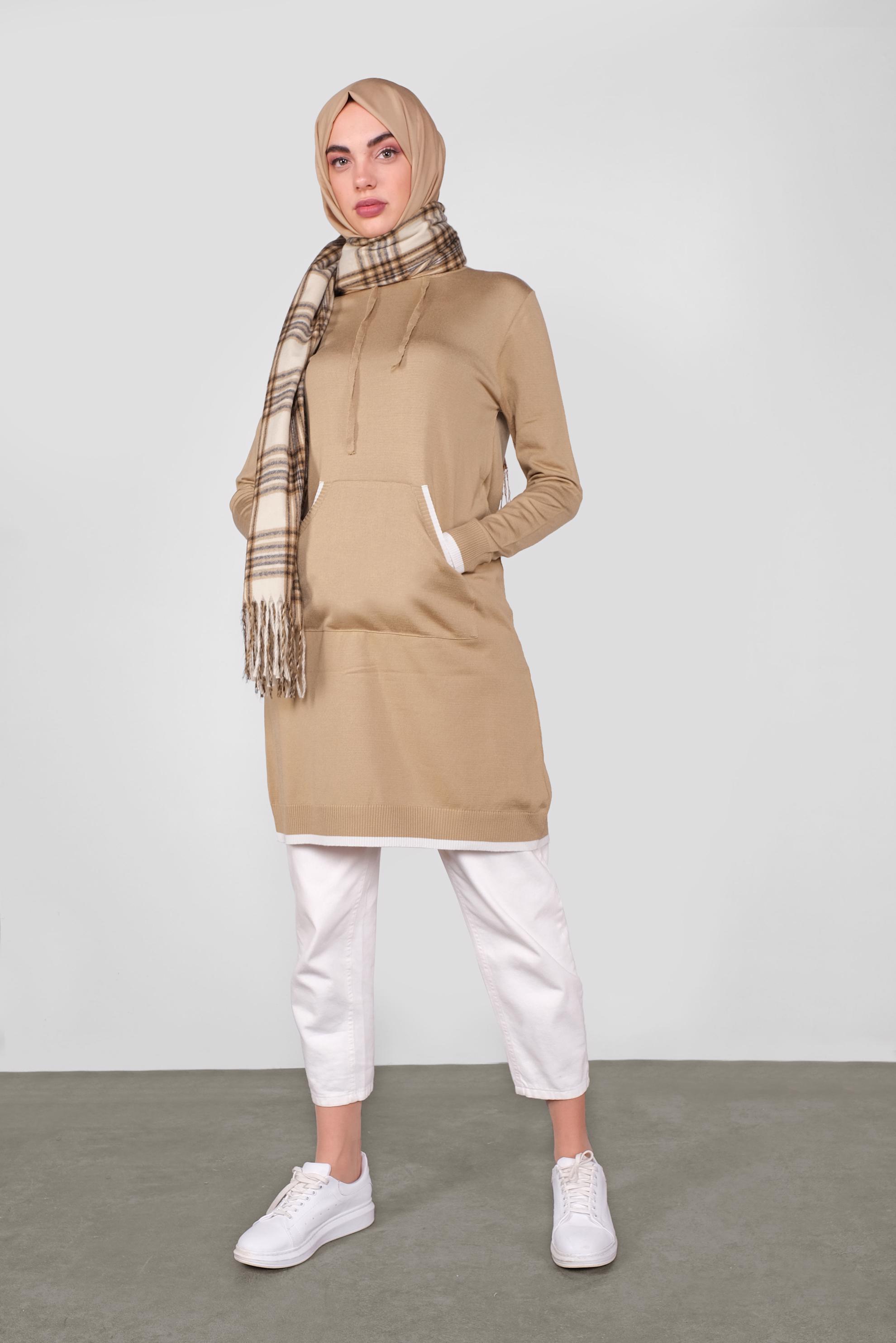 Tesettür giyim KAHVE CEPLİ KAPÜŞONLU TRİKO TUNİK 41061 