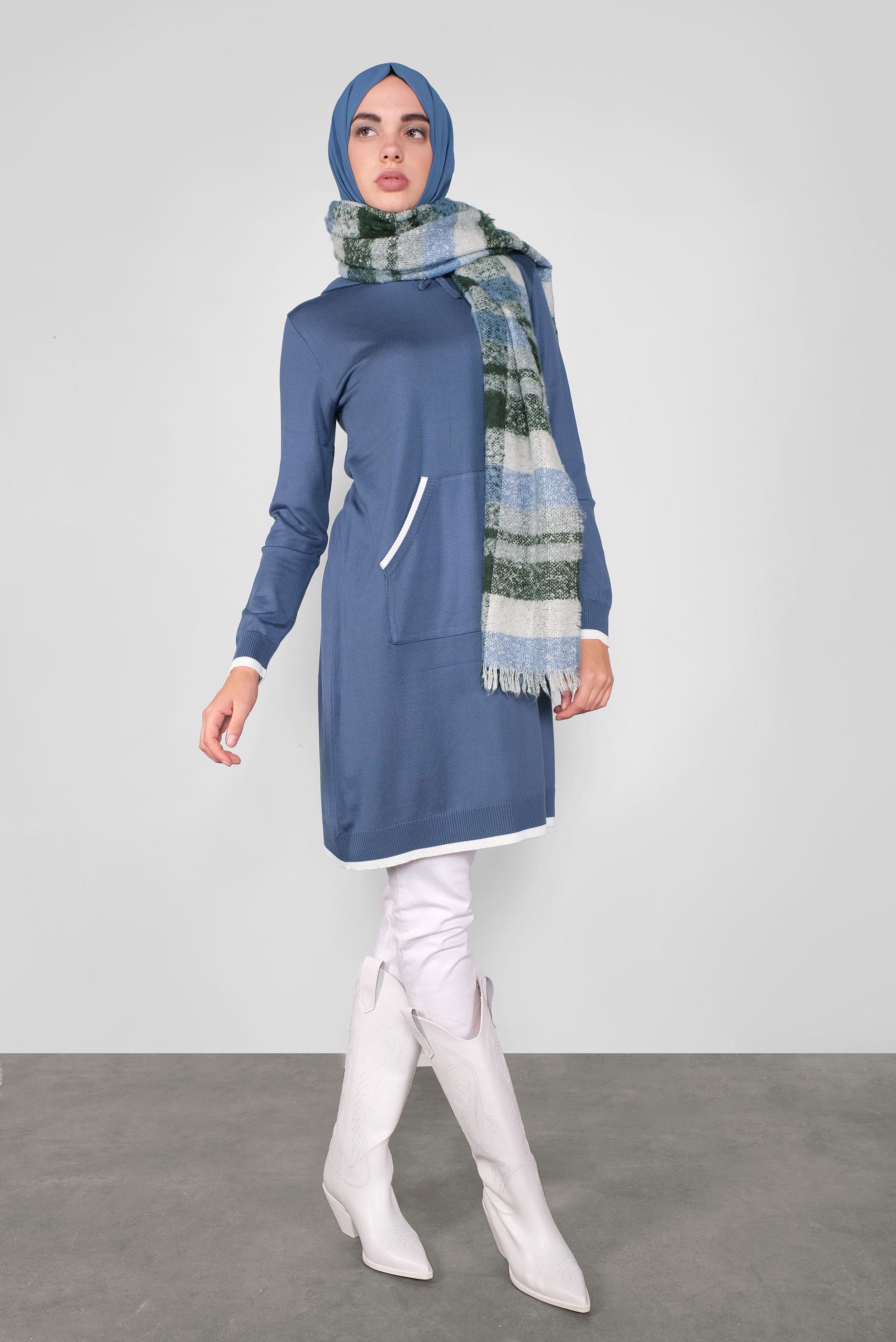 Tesettür giyim LACİVERT CEPLİ KAPÜŞONLU TRİKO TUNİK 41061 