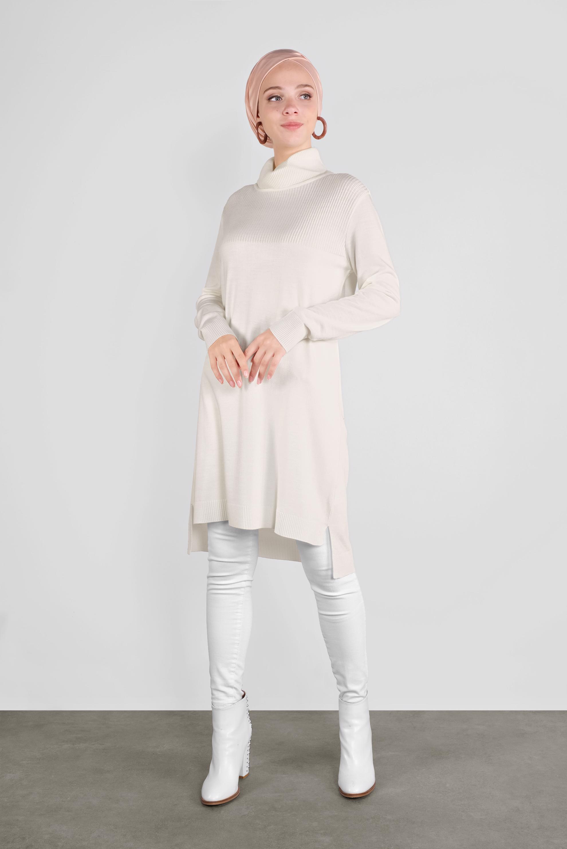 Tesettür giyim BEYAZ BALIKÇI YAKA TRİKO TUNİK 41066 