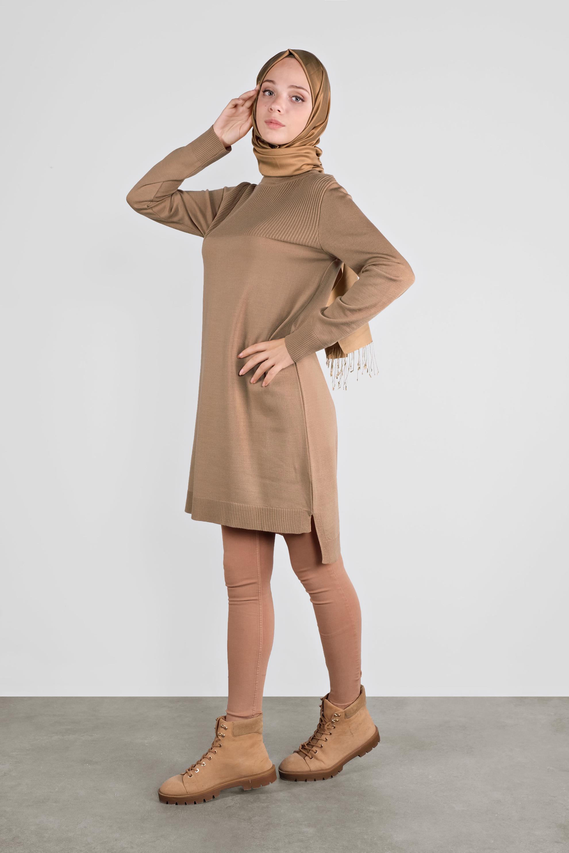 Tesettür giyim KAHVE BALIKÇI YAKA TRİKO TUNİK 41066 