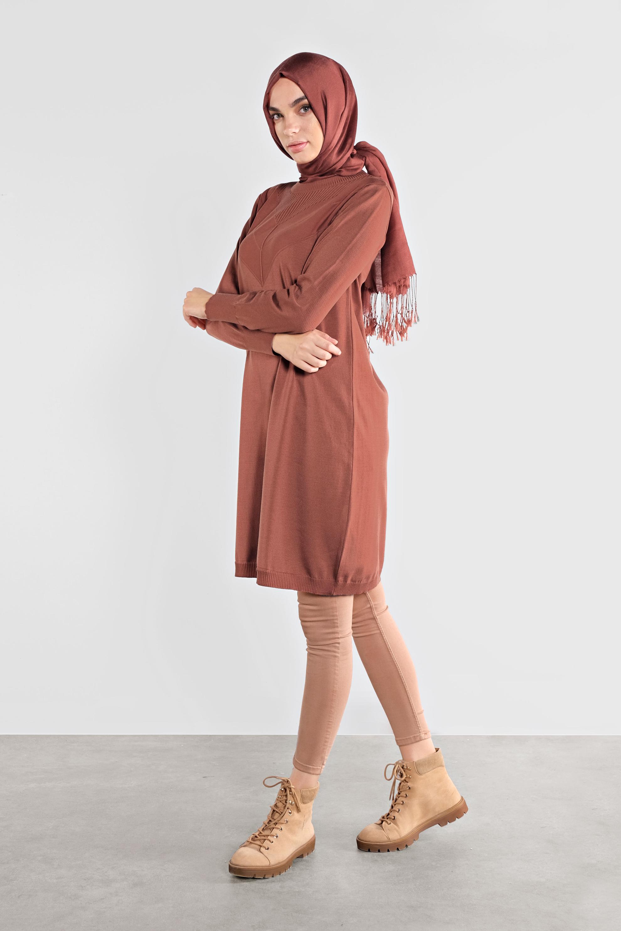 Vêtements hijab BRUN TUNIQUE EN TRICOT 41068 