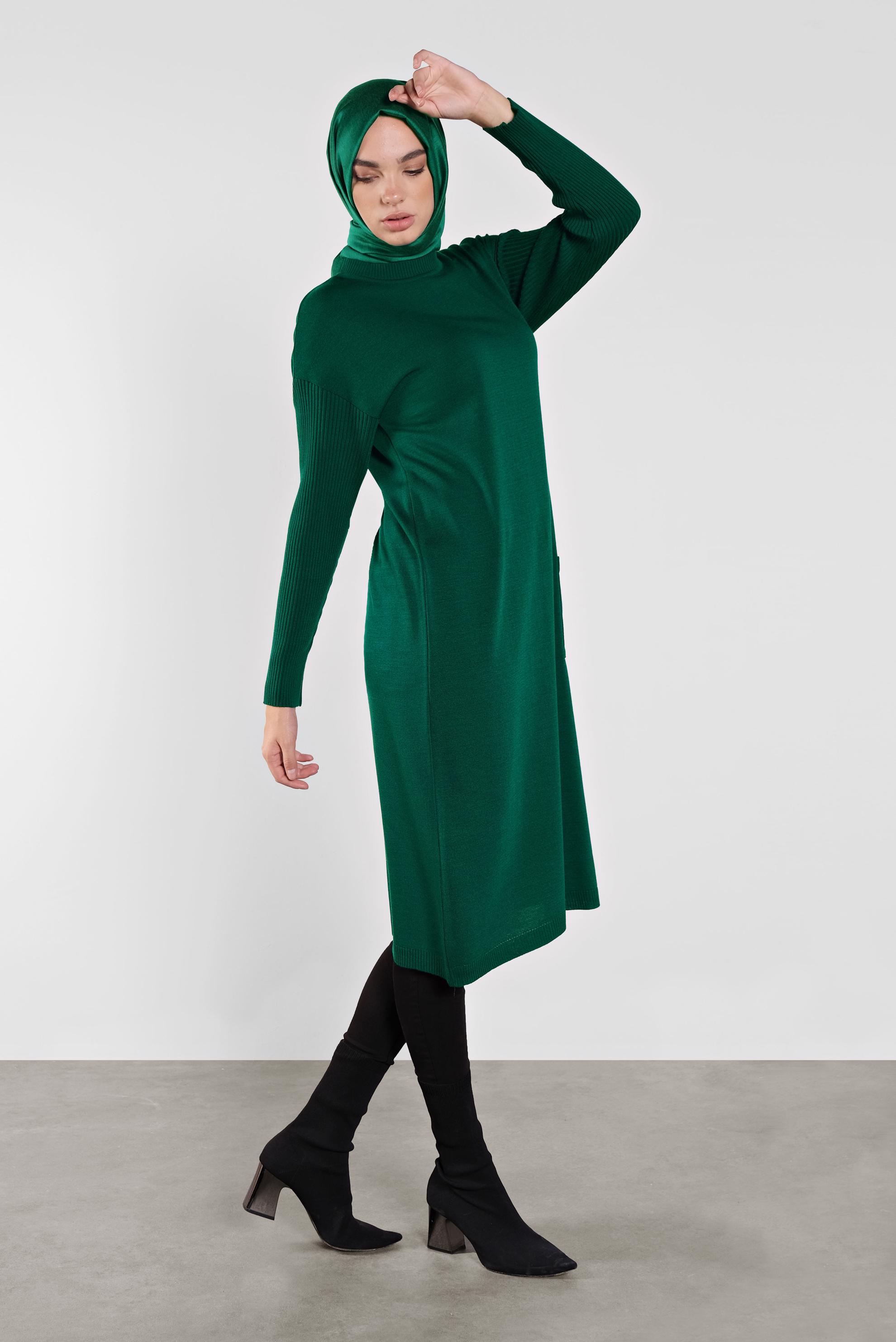 Tesettür giyim YEŞİL CEP DETAYLI TRİKO TUNİK 41069 