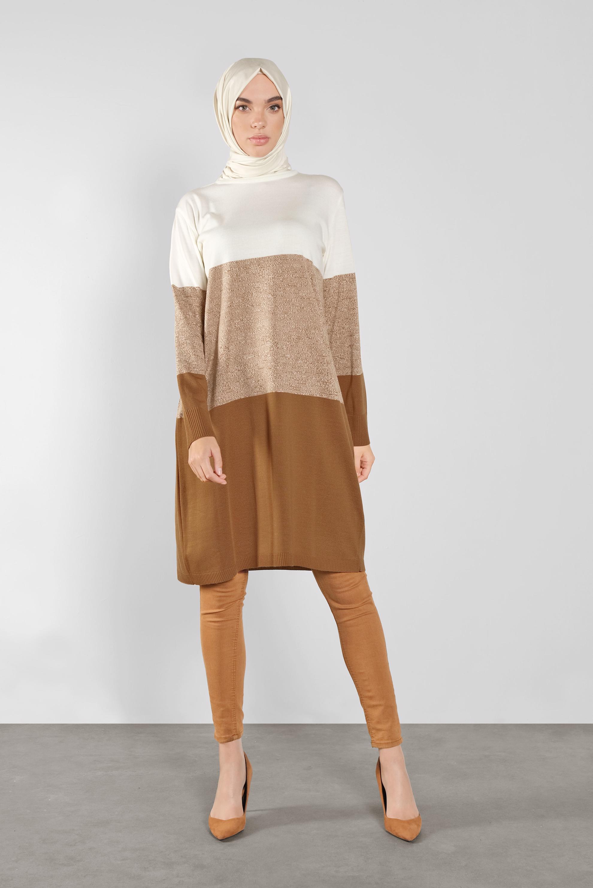 Tesettür giyim BEJ RENK GEÇİŞLİ İNCE TRİKO TUNİK 41075 