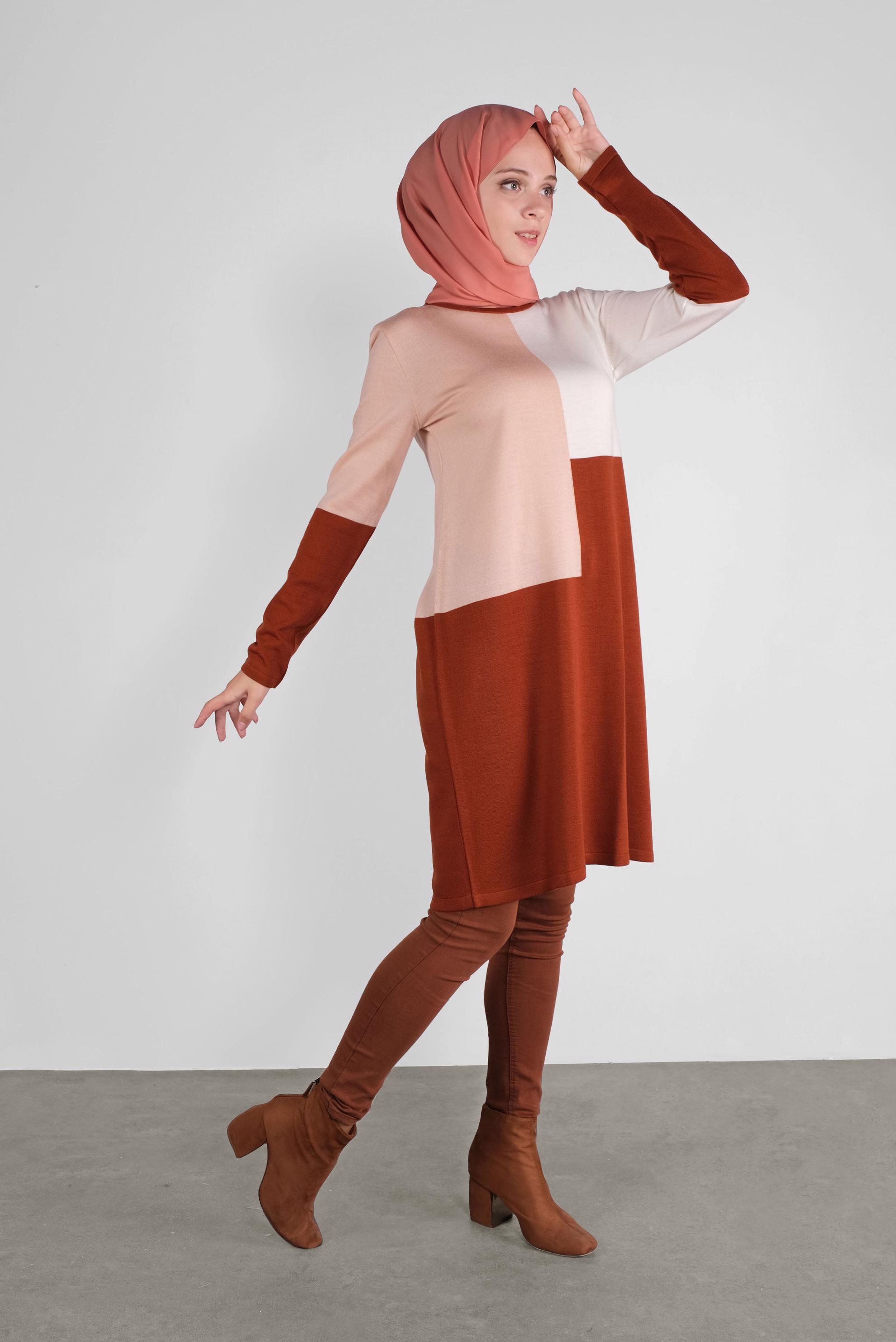 Tesettür giyim PUDRA YUVARLAK YAKA TRİKO TUNİK 41076 