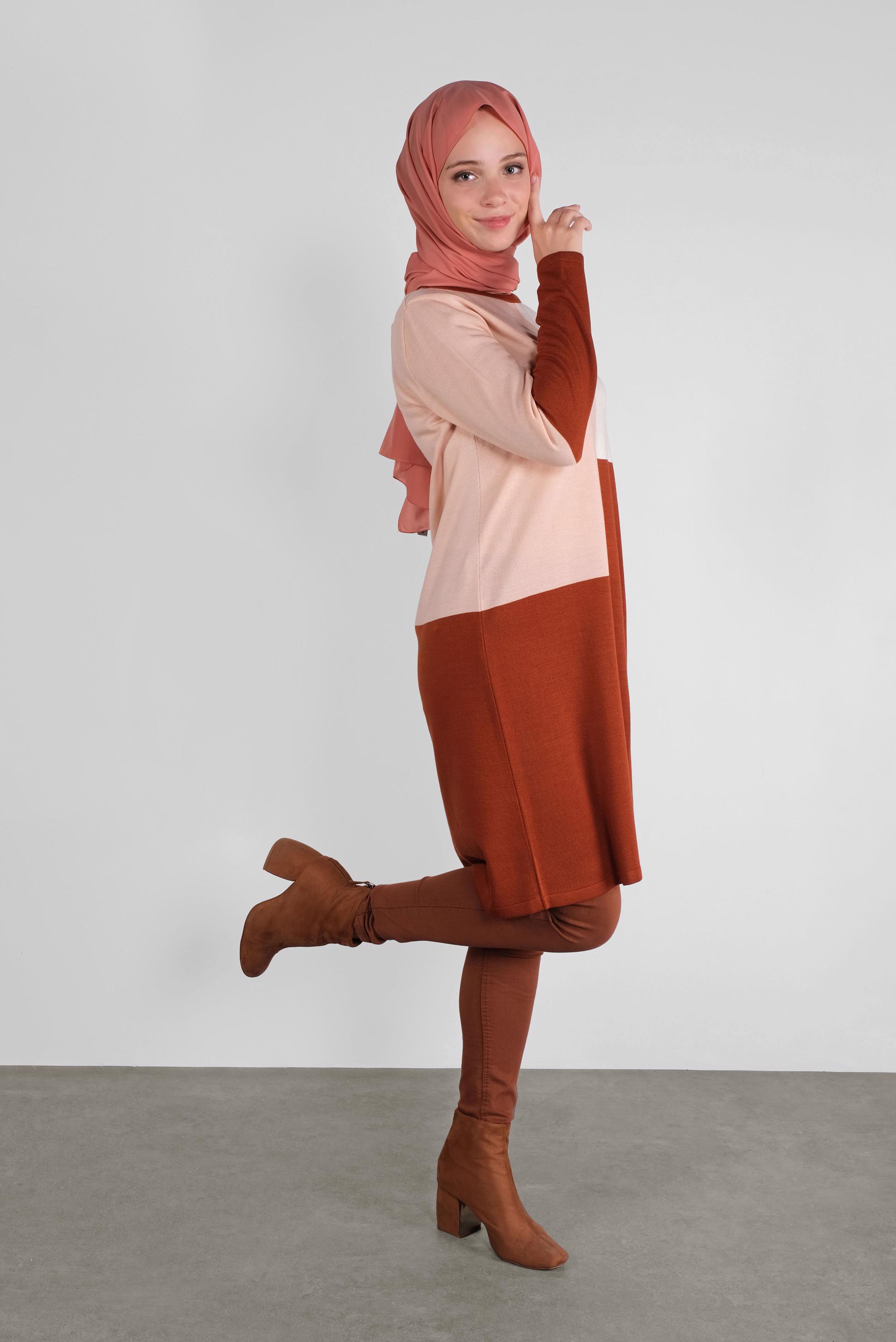 Tesettür giyim PUDRA YUVARLAK YAKA TRİKO TUNİK 41076 