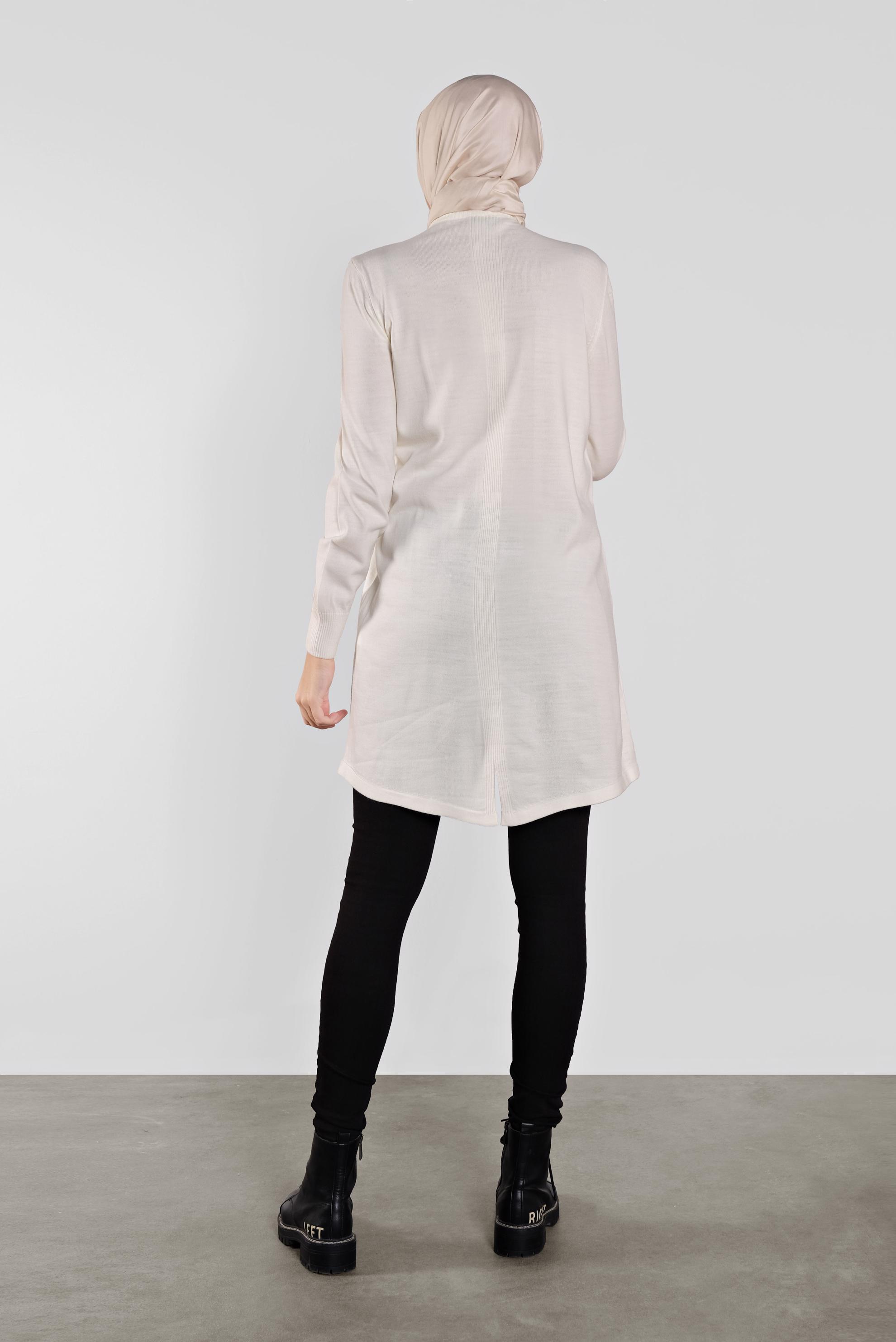 Tesettür giyim BEYAZ ASİMETRİK KESİM TRİKO TUNİK 41085 