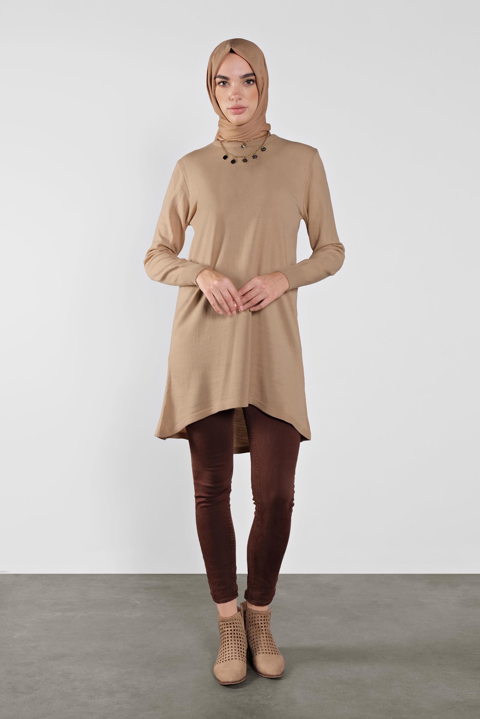 Tesettür giyim BEJ ASİMETRİK KESİM TRİKO TUNİK 41085 