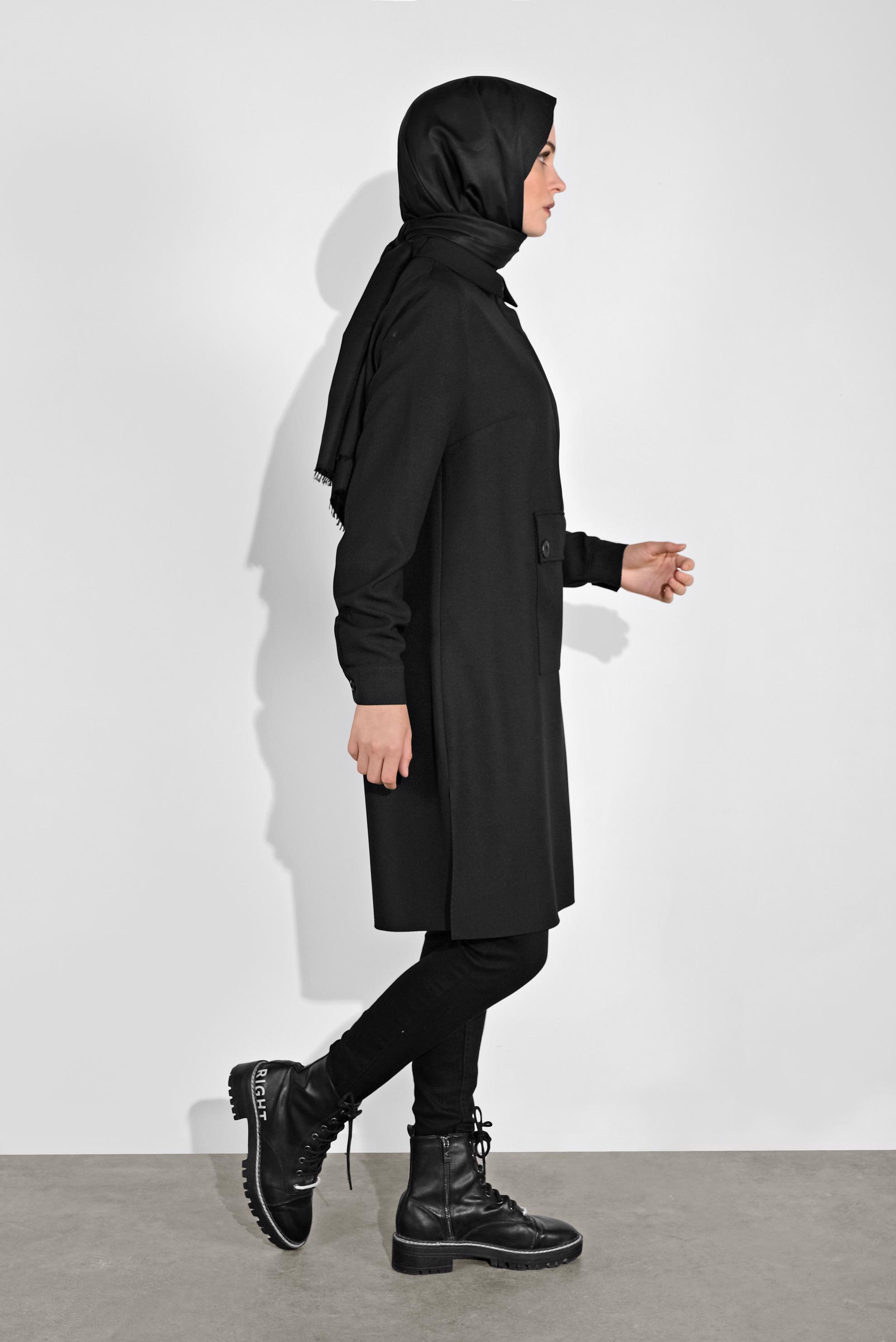 Tesettür giyim SİYAH ÖNÜ CEPLİ TUNİK 41122 