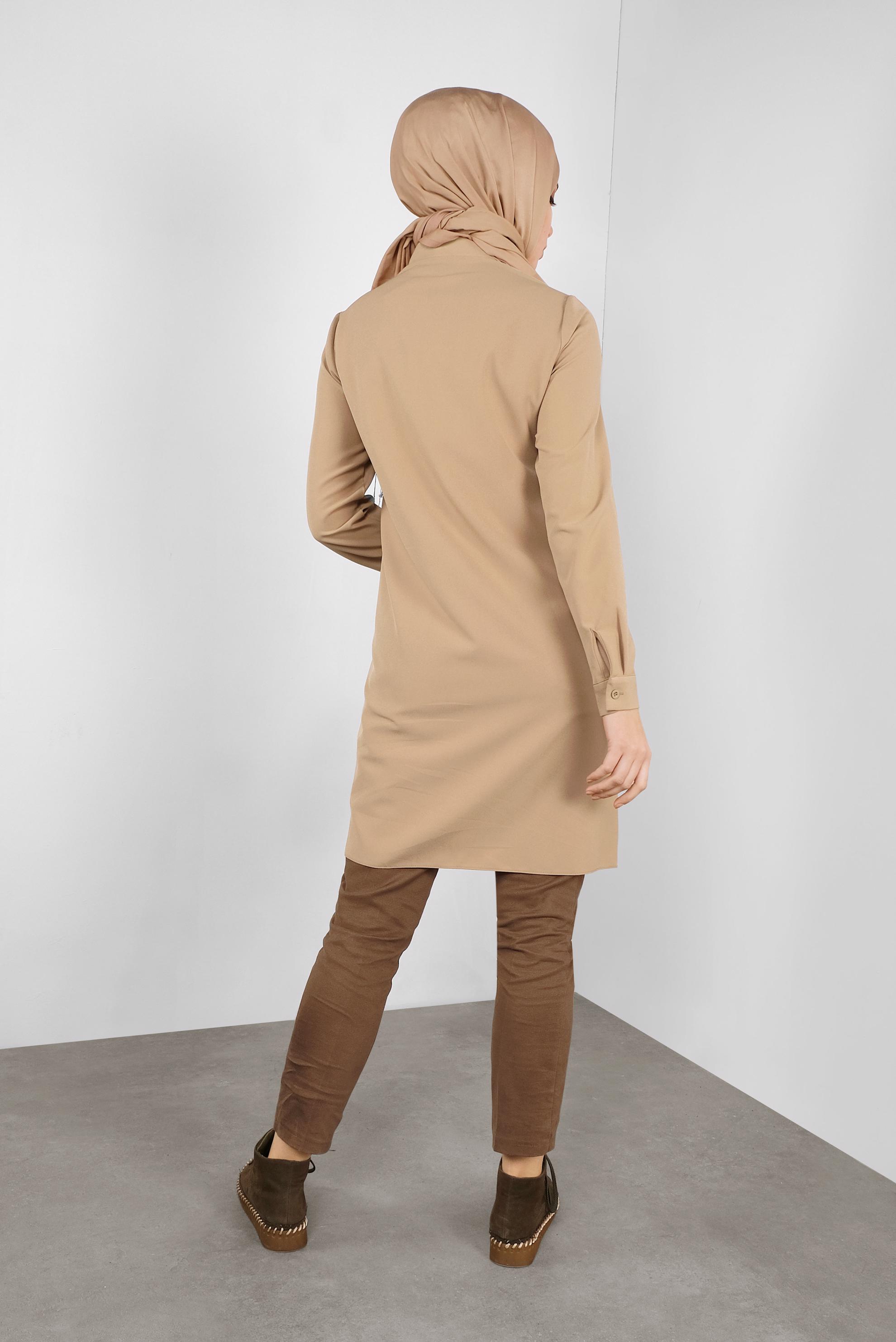 Tesettür giyim KAHVE ÇİÇEK DESENLİ GİZLİ DÜĞMELİ TUNİK 41126