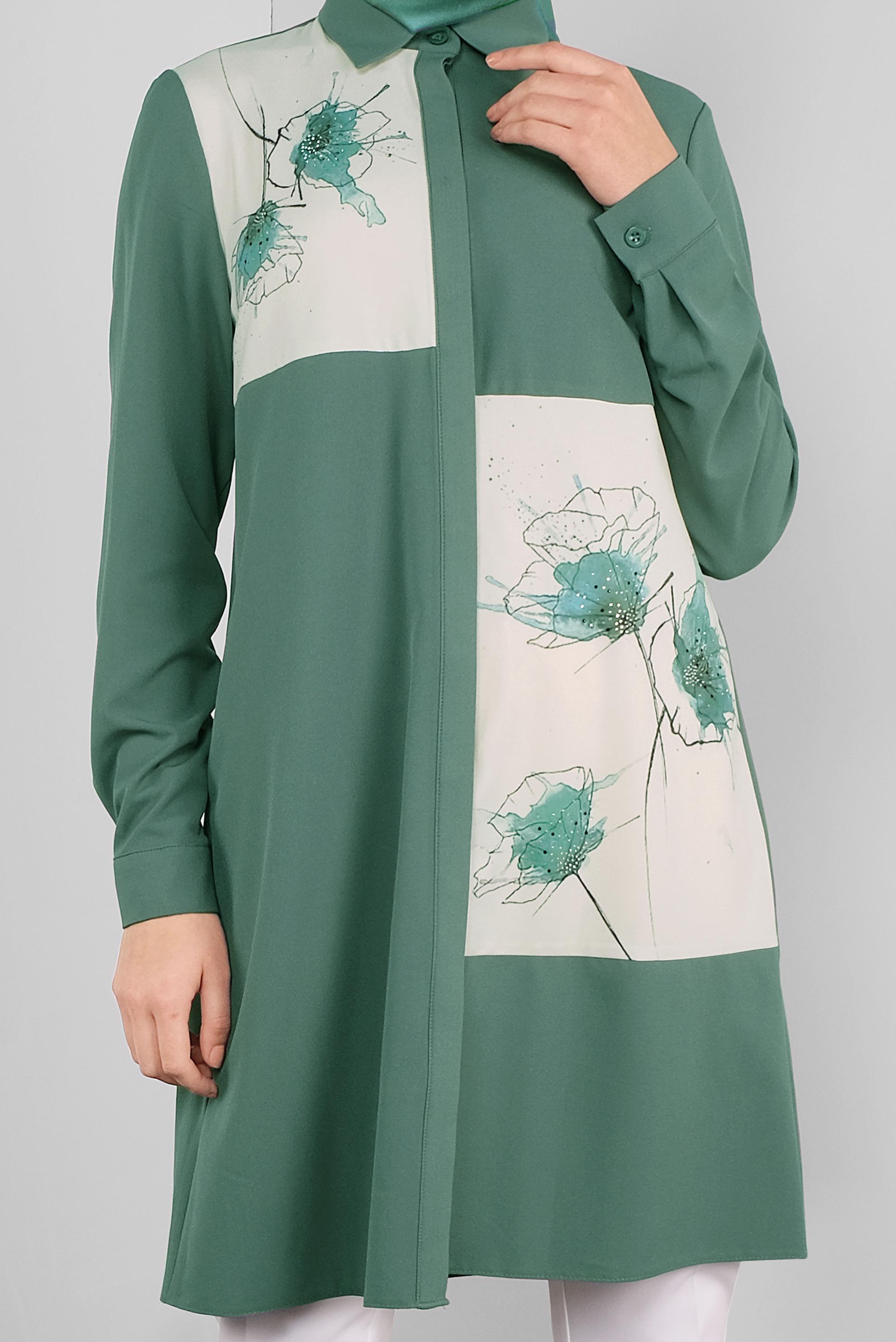 Tesettür giyim YEŞİL ÇİÇEK DESENLİ GİZLİ DÜĞMELİ TUNİK 41126