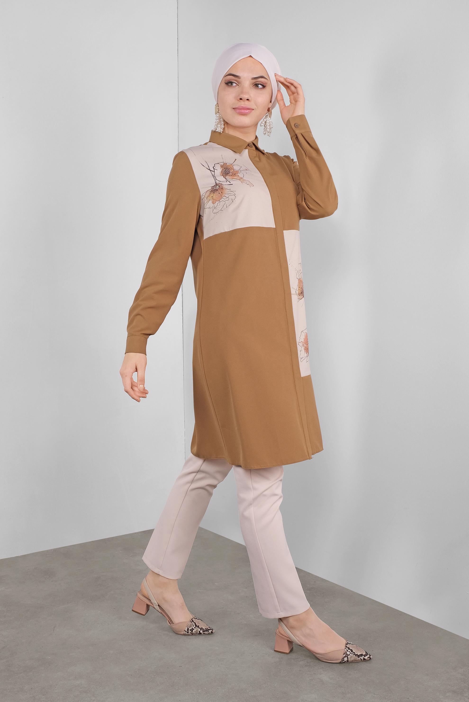 Tesettür giyim KAHVE ÇİÇEK DESENLİ GİZLİ DÜĞMELİ TUNİK 41126