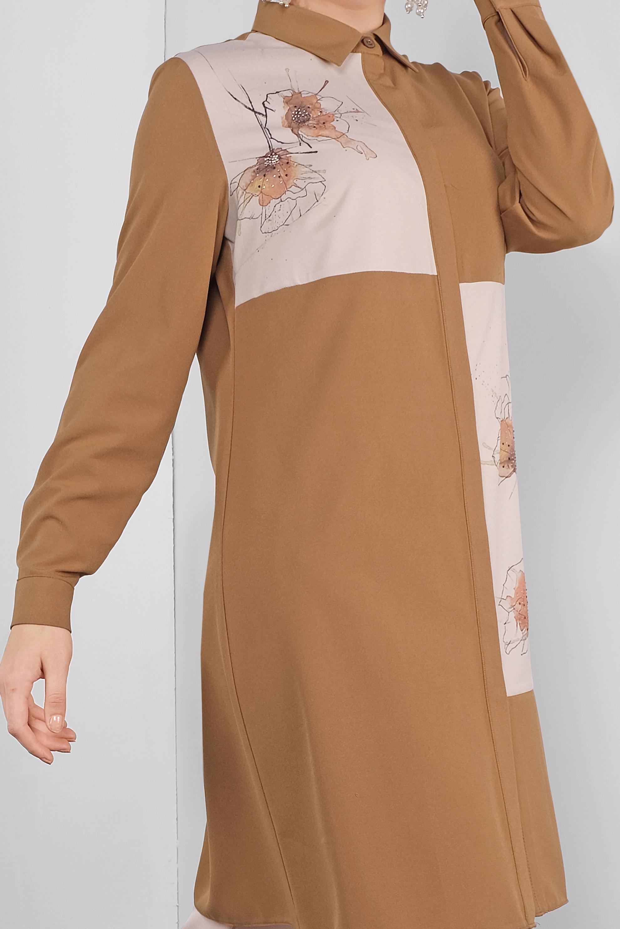 Tesettür giyim KAHVE ÇİÇEK DESENLİ GİZLİ DÜĞMELİ TUNİK 41126