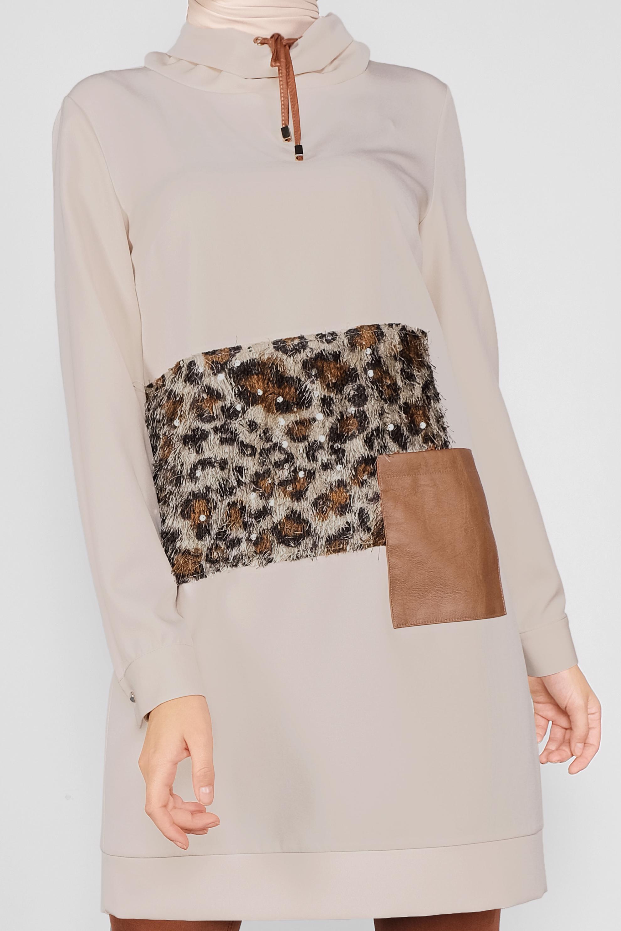 Tesettür giyim BEJ PULLU LEOPARLI TUNİK 41132 