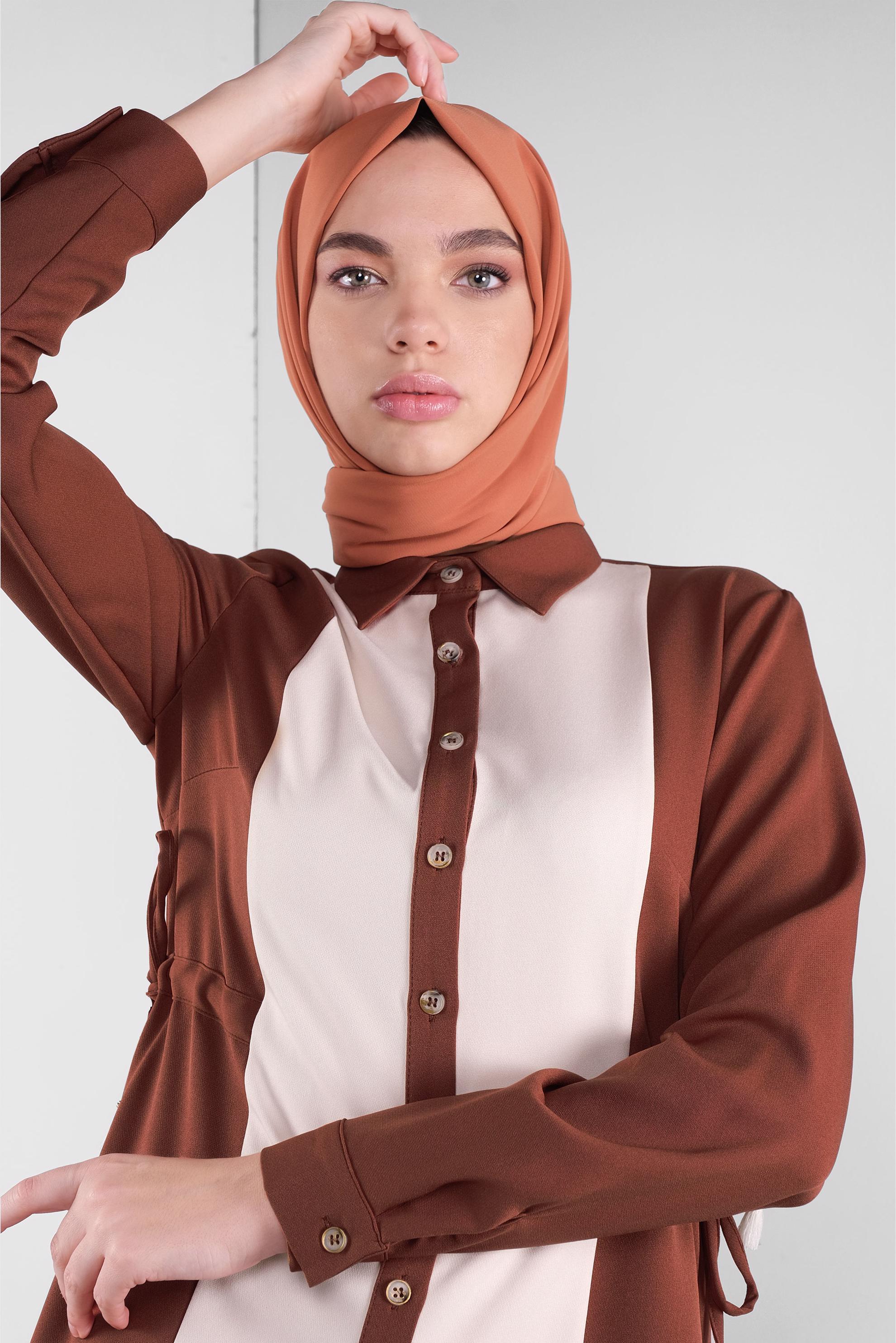 Tesettür giyim KAHVE KALIN ŞERİTLİ BOYDAN DÜĞMELİ TUNİK 41133 