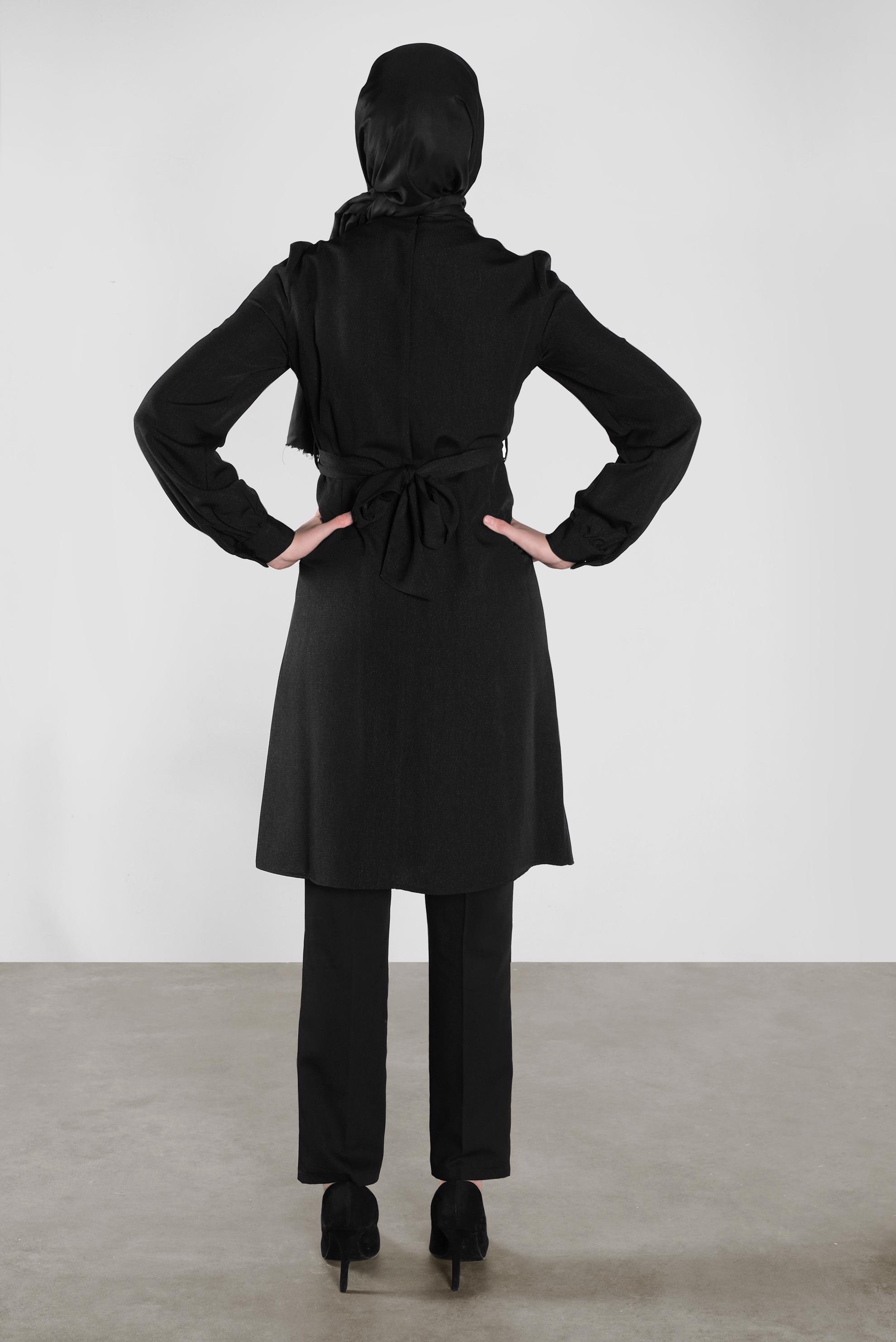 Tesettür giyim SİYAH DÜĞMELİ KUŞAKLI TUNİK 41137 