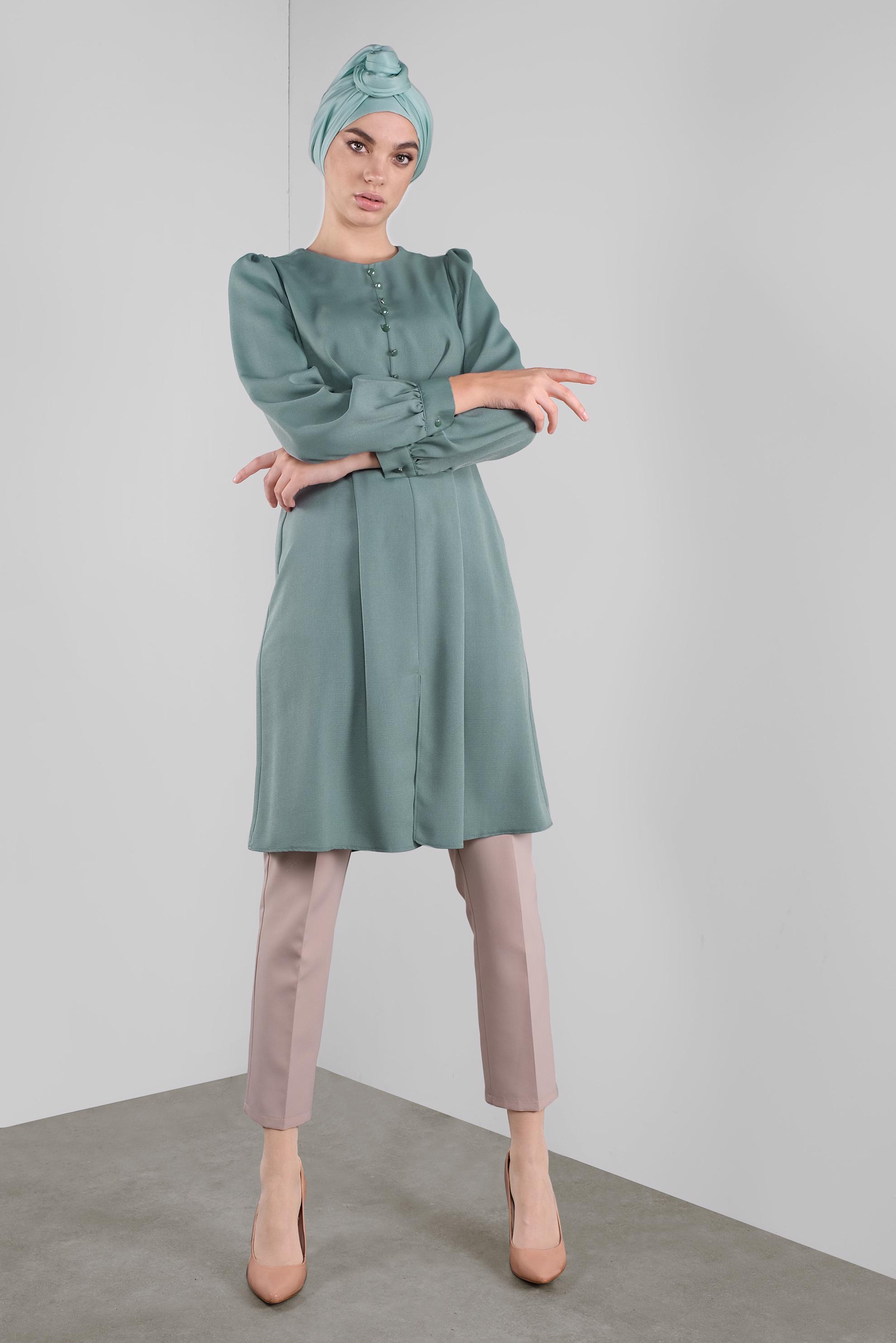 Tesettür giyim YEŞİL DÜĞMELİ KUŞAKLI TUNİK 41137 