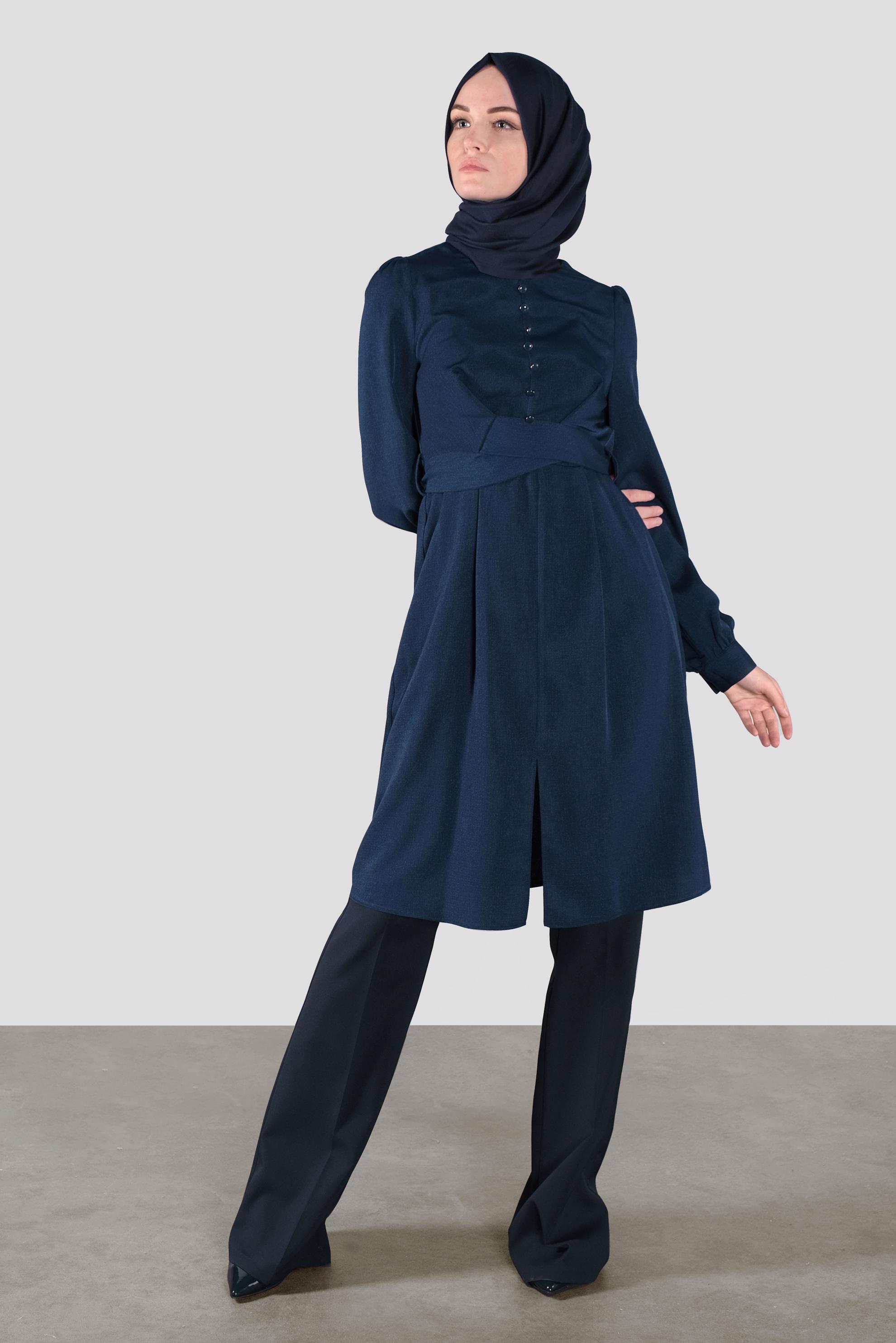 Tesettür giyim LACİVERT DÜĞMELİ KUŞAKLI TUNİK 41137 