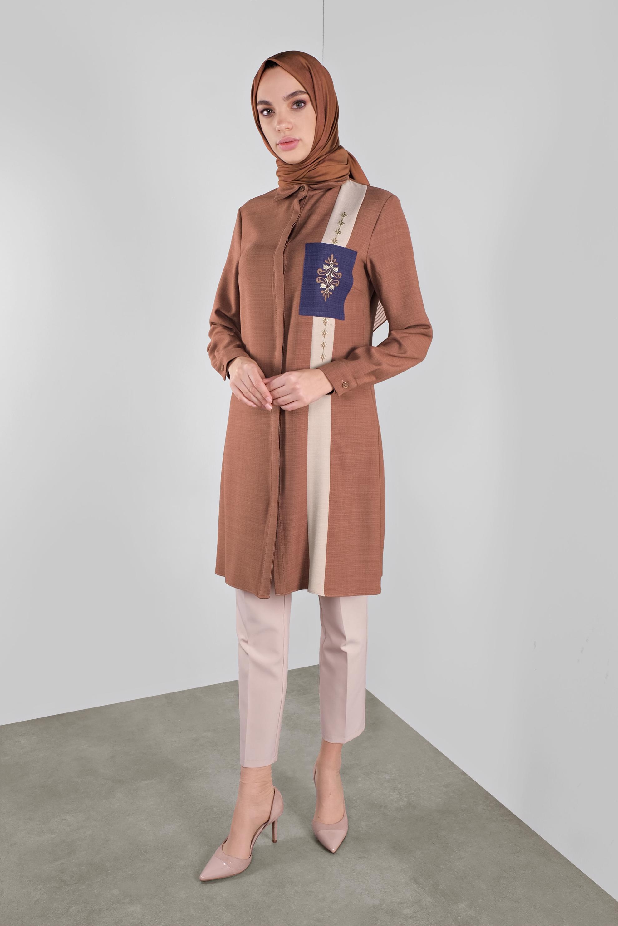 Tesettür giyim KAHVE NAKIŞLI CEPLİ TUNİK 41138 