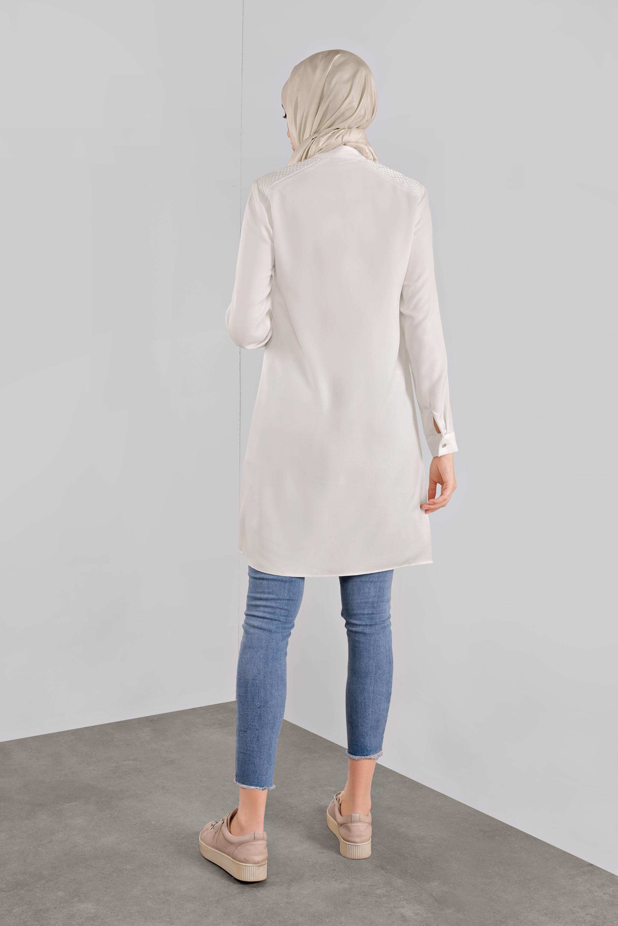 Hijab clothing WHITE HIDDEN BUTTONED EMBROIDERED TUNIC 41165 