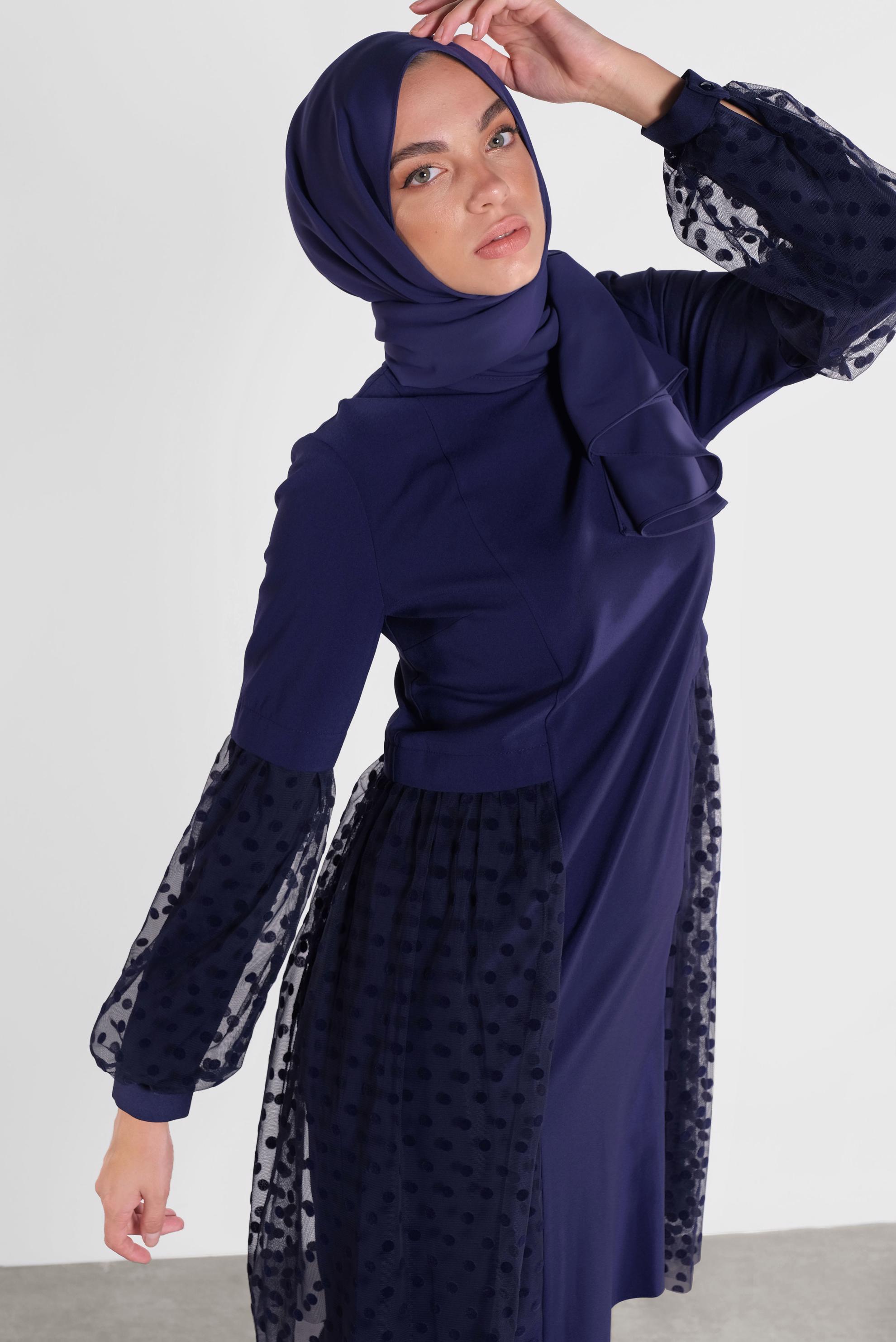 Tesettür giyim LACİVERT TÜLLÜ PUANTİYELİ TUNİK 41174