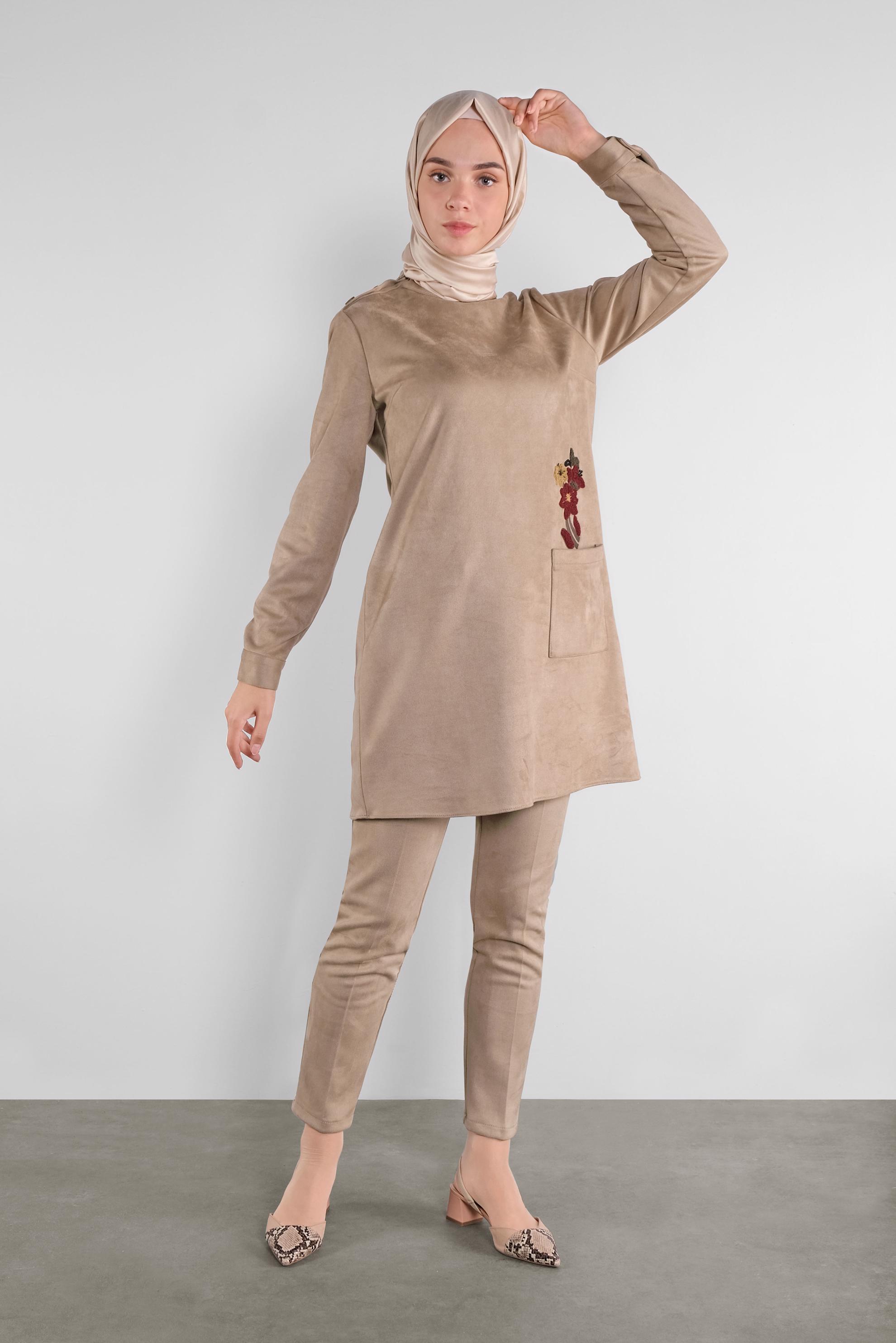 Tesettür giyim BEJ NAKIŞLI SÜET TUNİK 41178 