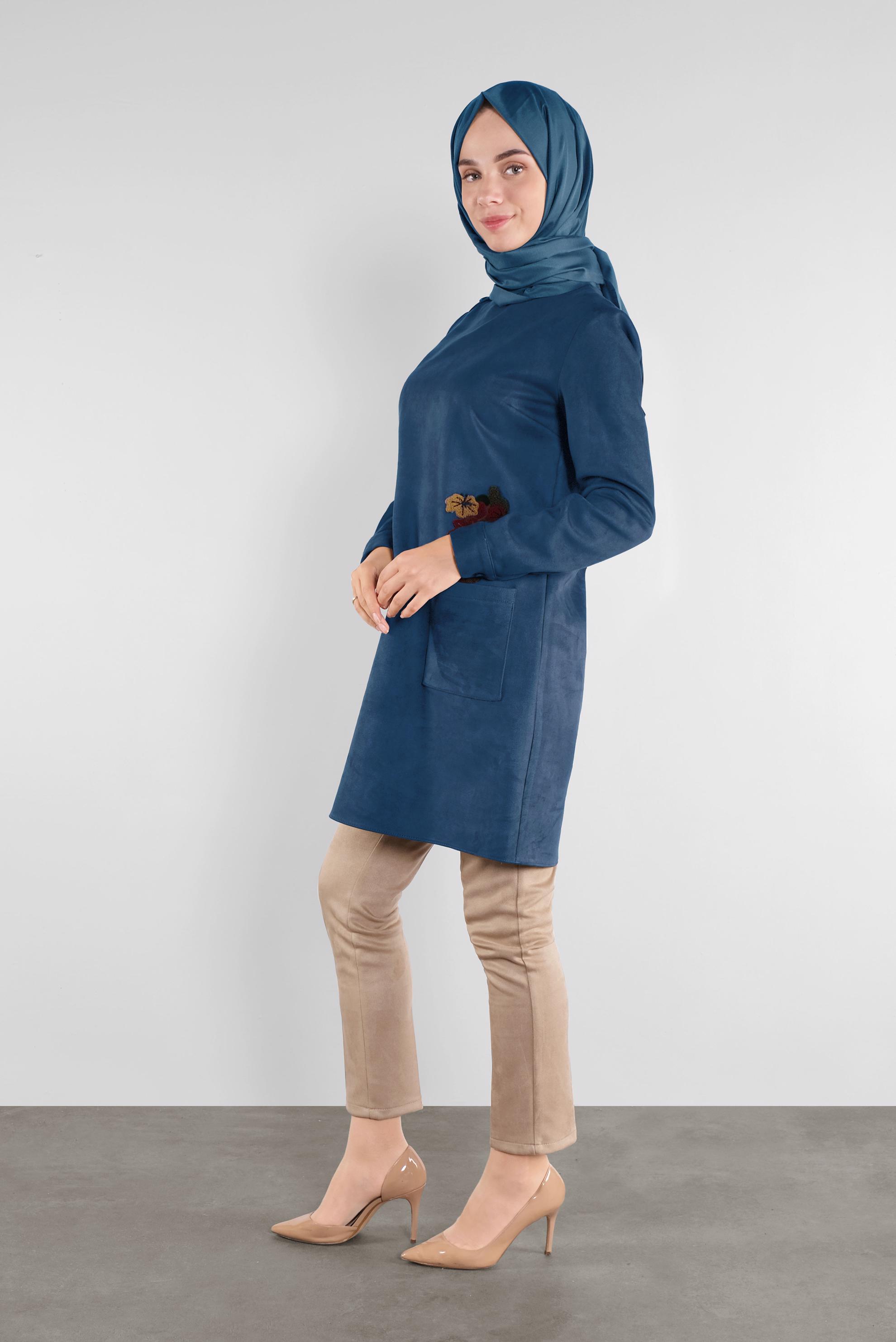 Tesettür giyim LACİVERT NAKIŞLI SÜET TUNİK 41178 