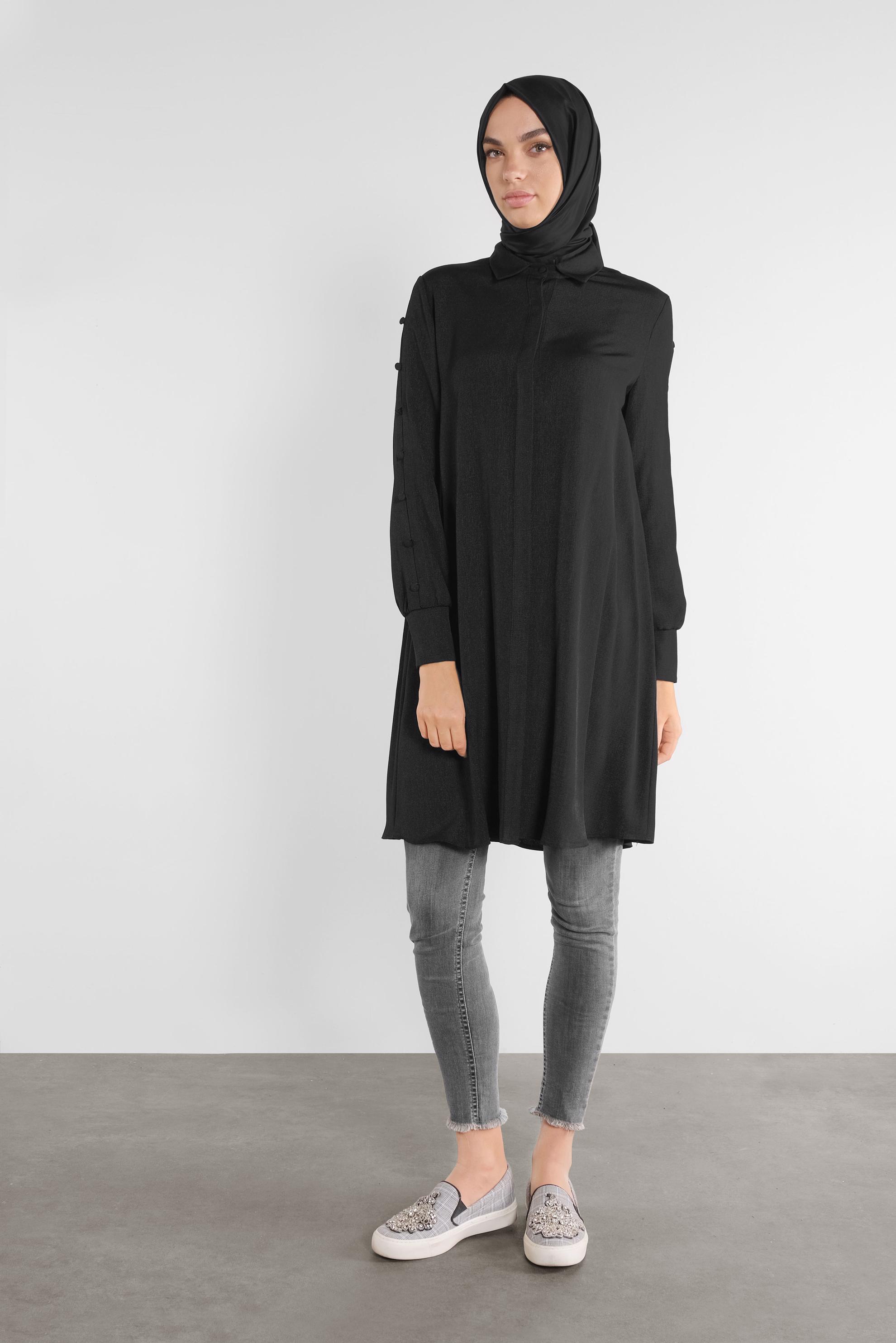 Tesettür giyim SİYAH KOLLARI DÜĞME DETAYLI ERKEK YAKA TUNİK 41179 