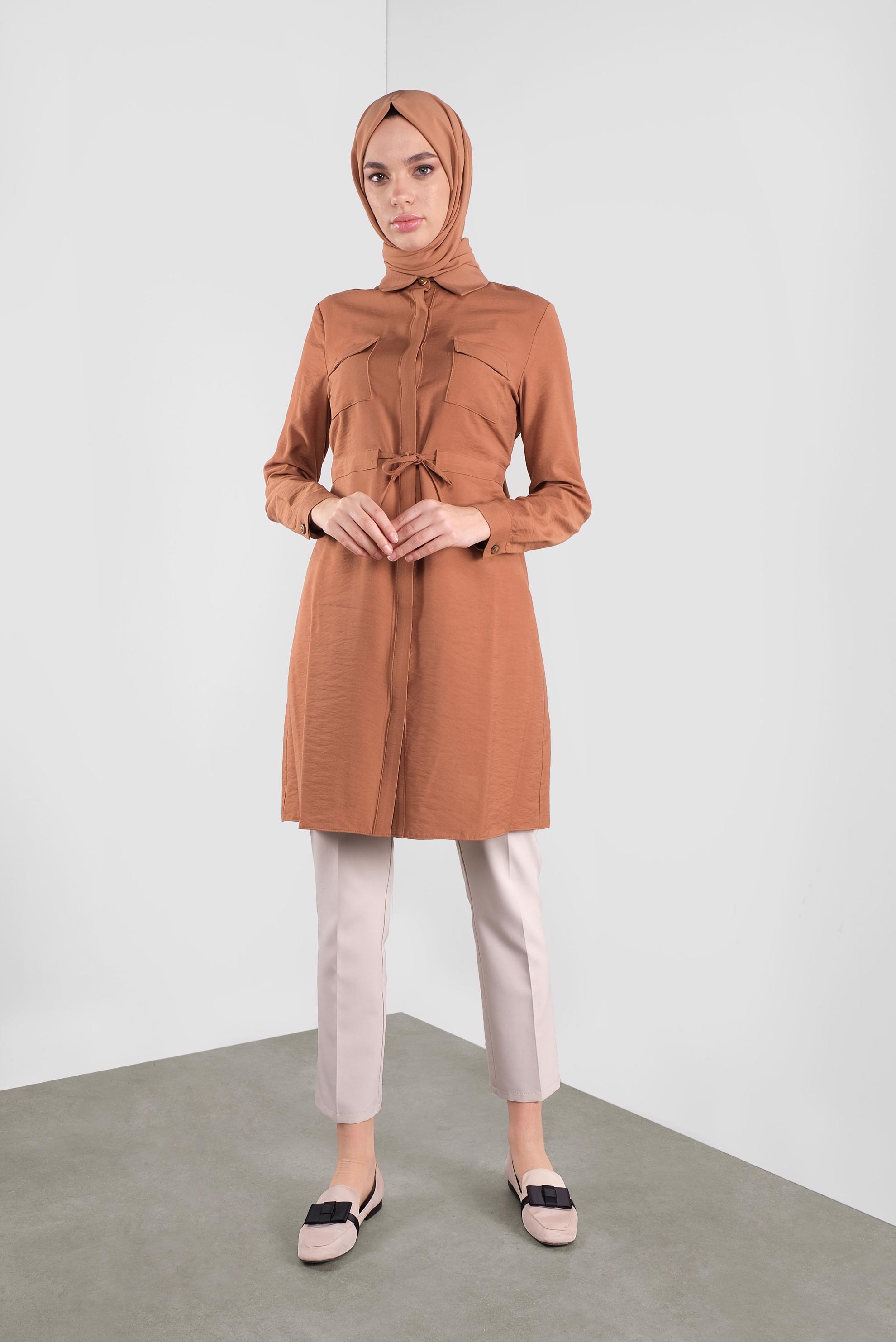 Tesettür giyim KAHVE BELİ BAĞCIKLI DÜĞMELİ TUNİK 41187 
