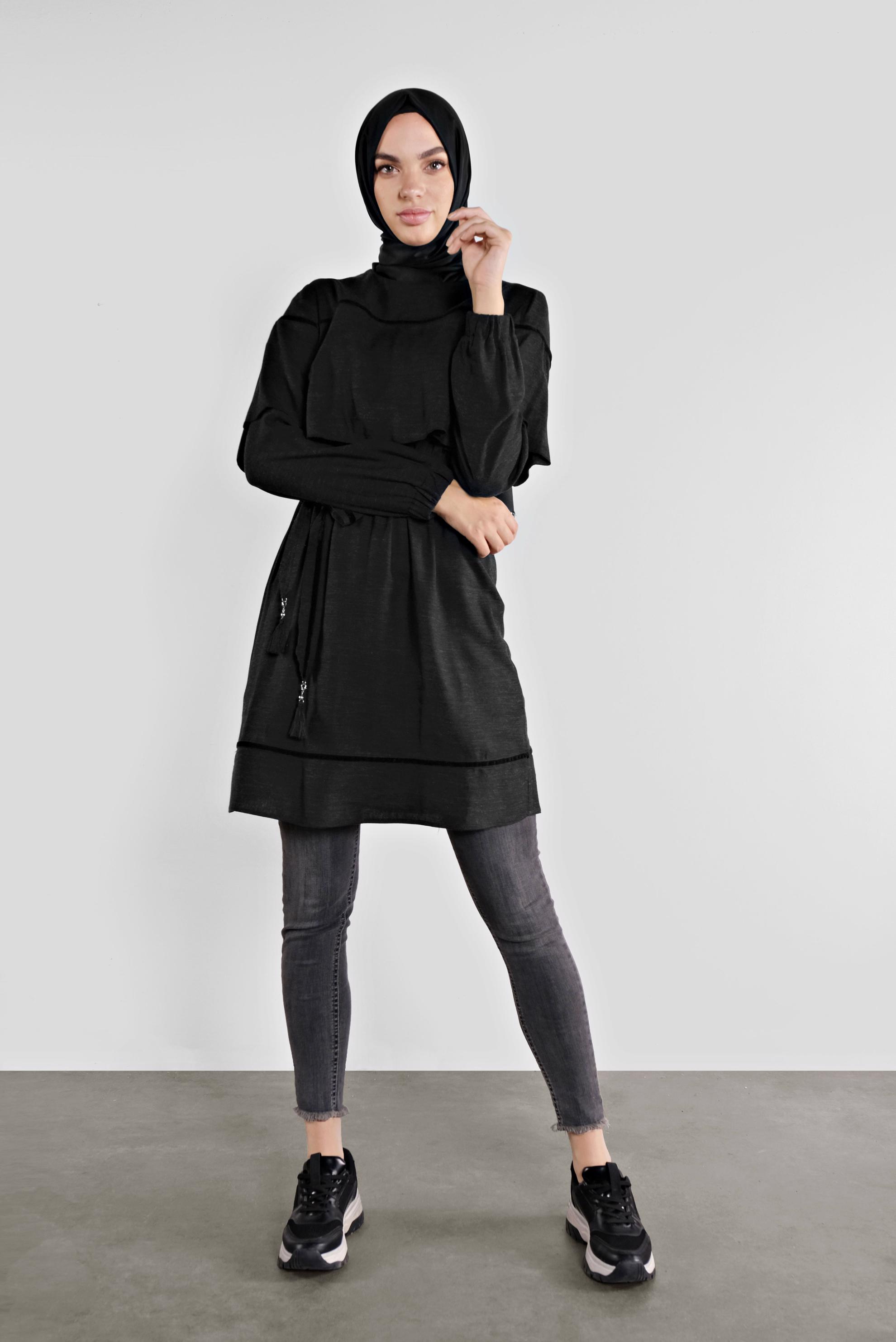 Tesettür giyim SİYAH KUŞAKLI PÜSKÜLLÜ TUNİK 41190 