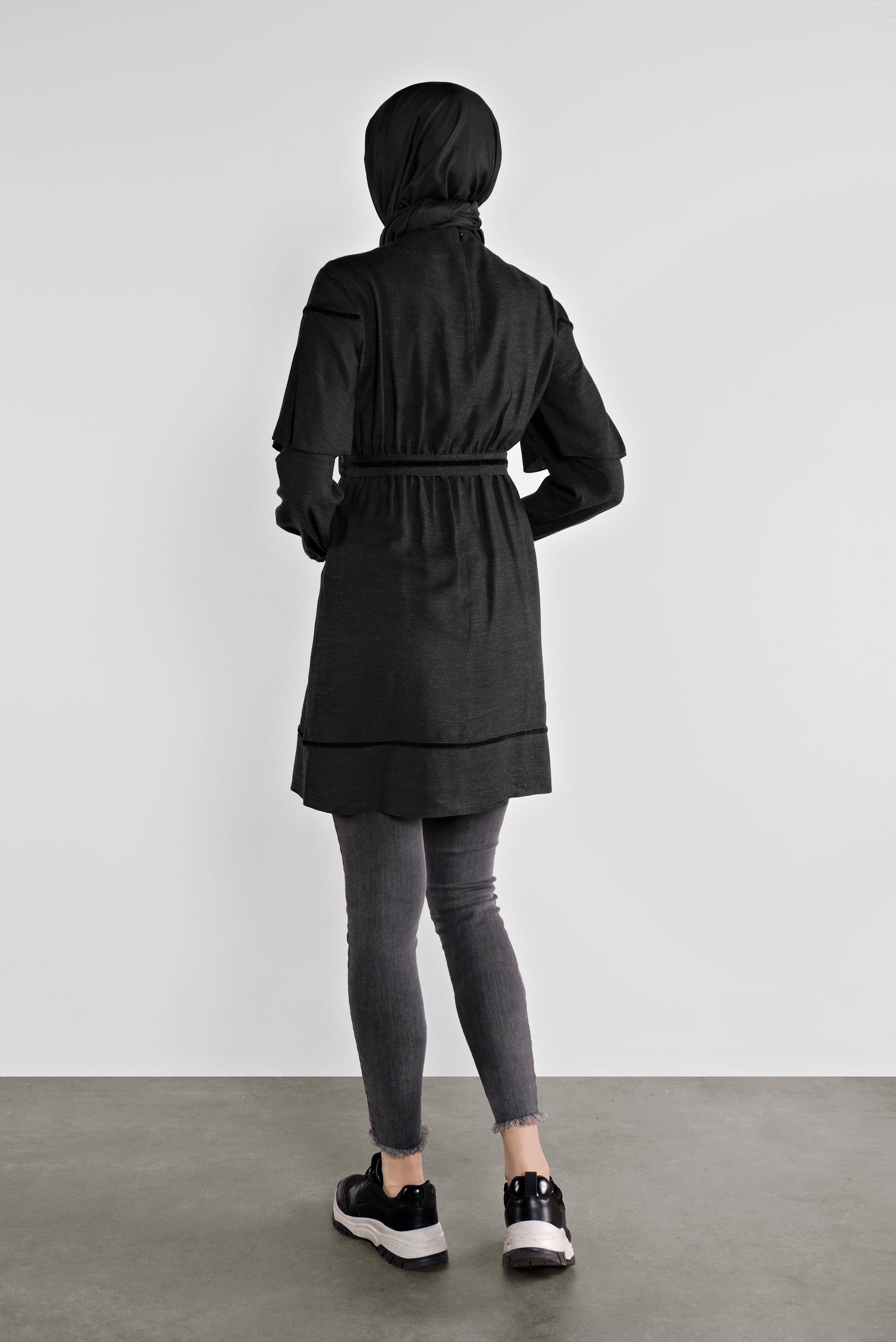 Tesettür giyim SİYAH KUŞAKLI PÜSKÜLLÜ TUNİK 41190 