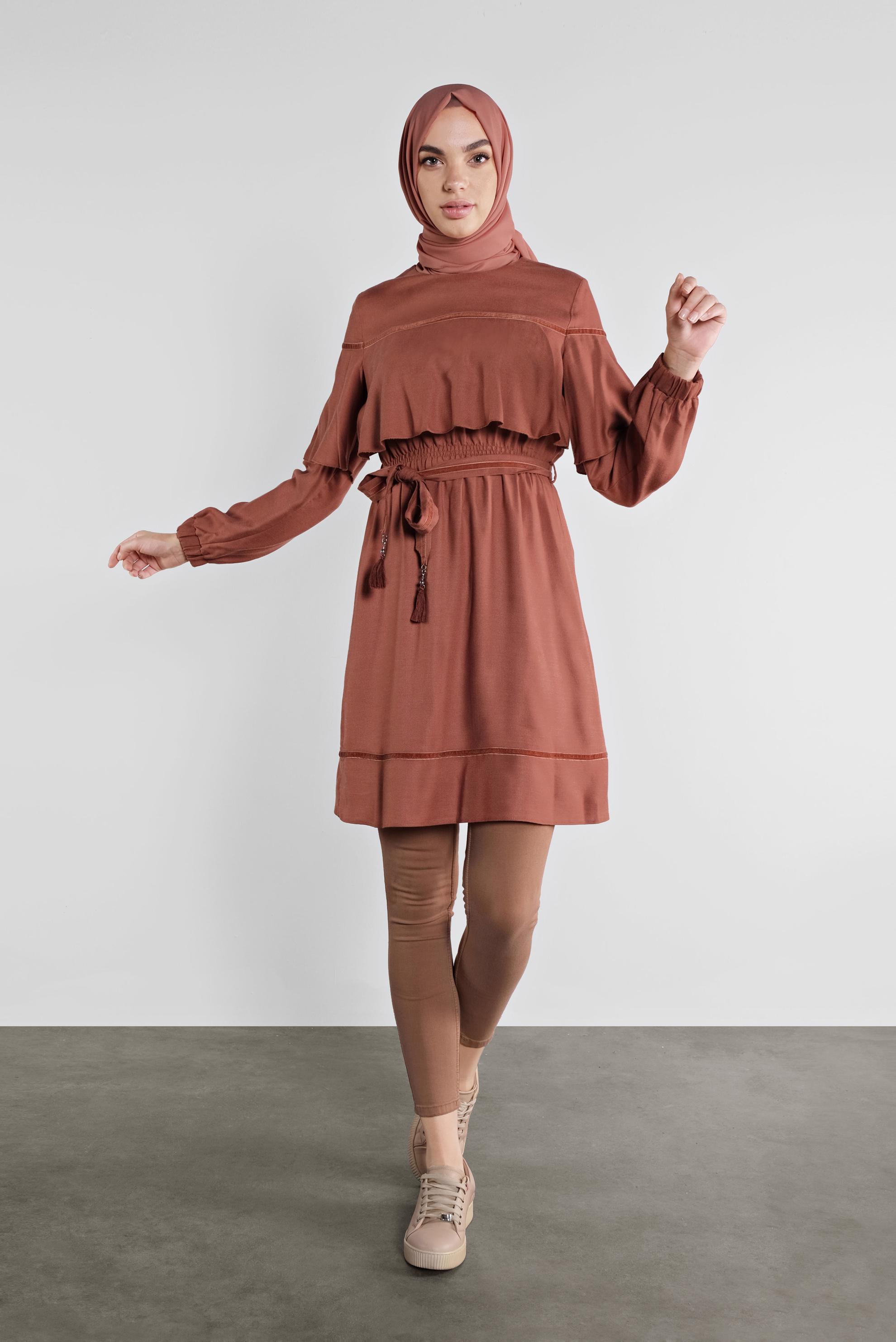 Tesettür giyim TURUNCU KUŞAKLI PÜSKÜLLÜ TUNİK 41190 